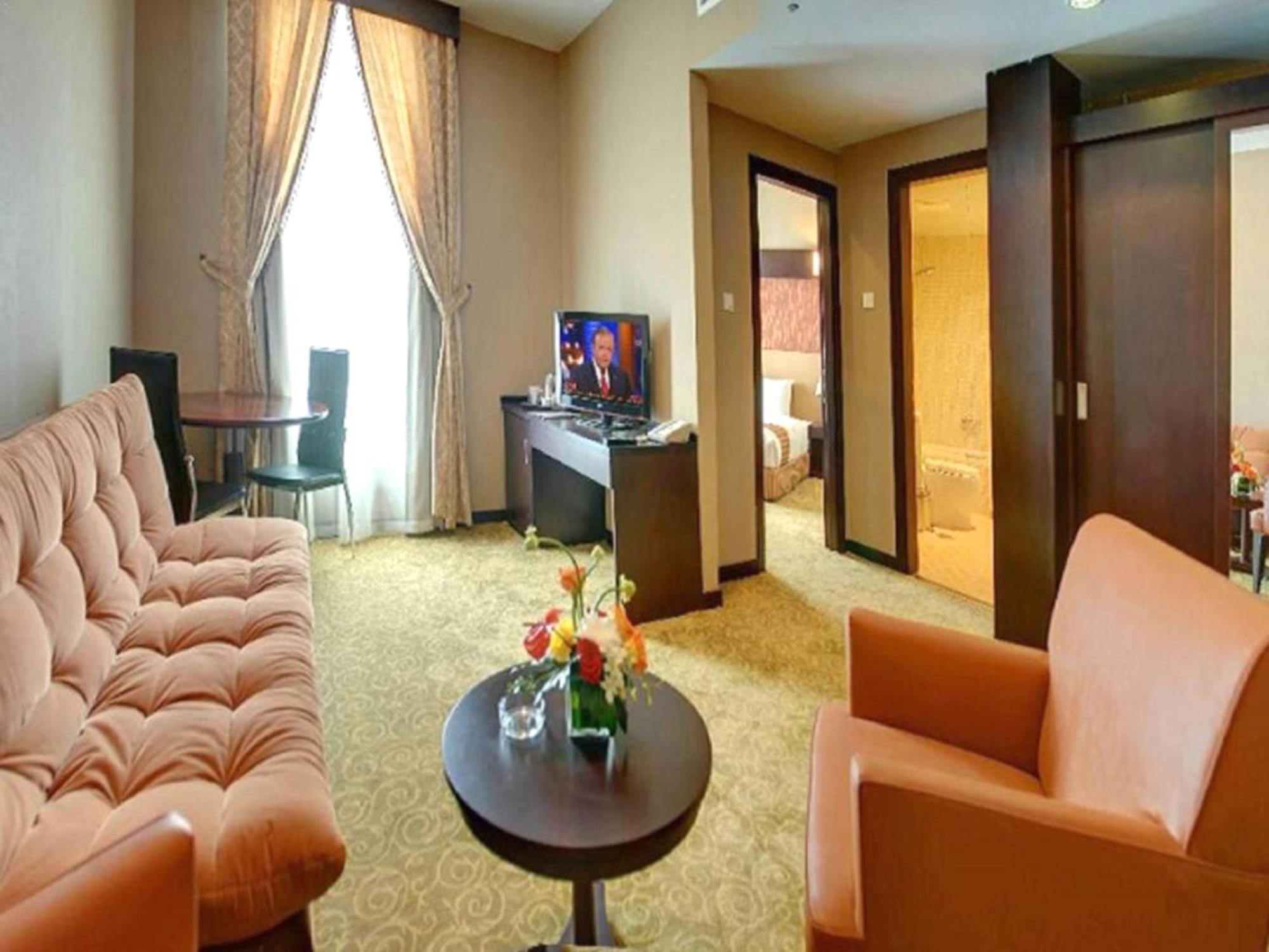 One-Bedroom Suite