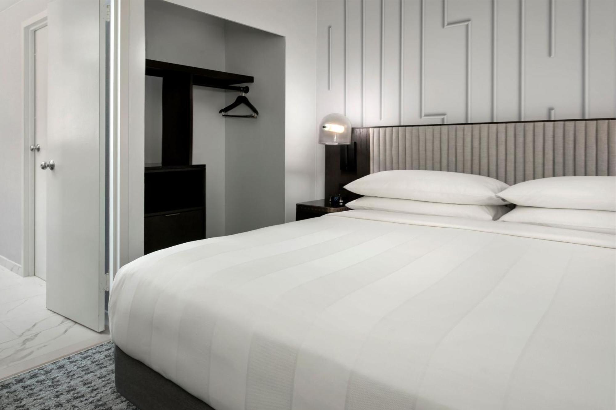 Executive King Suite