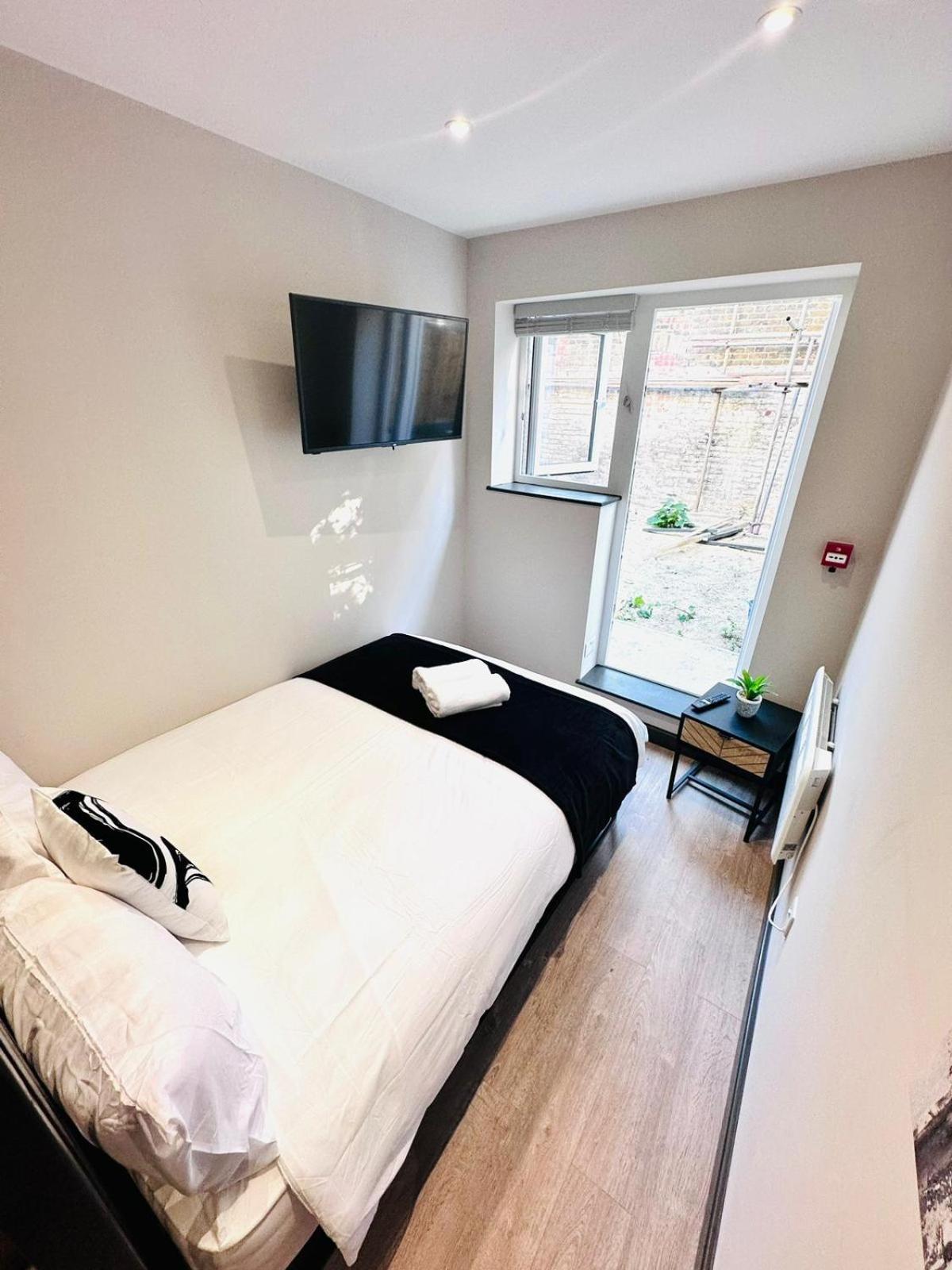 Deluxe Double Room Side Sea View