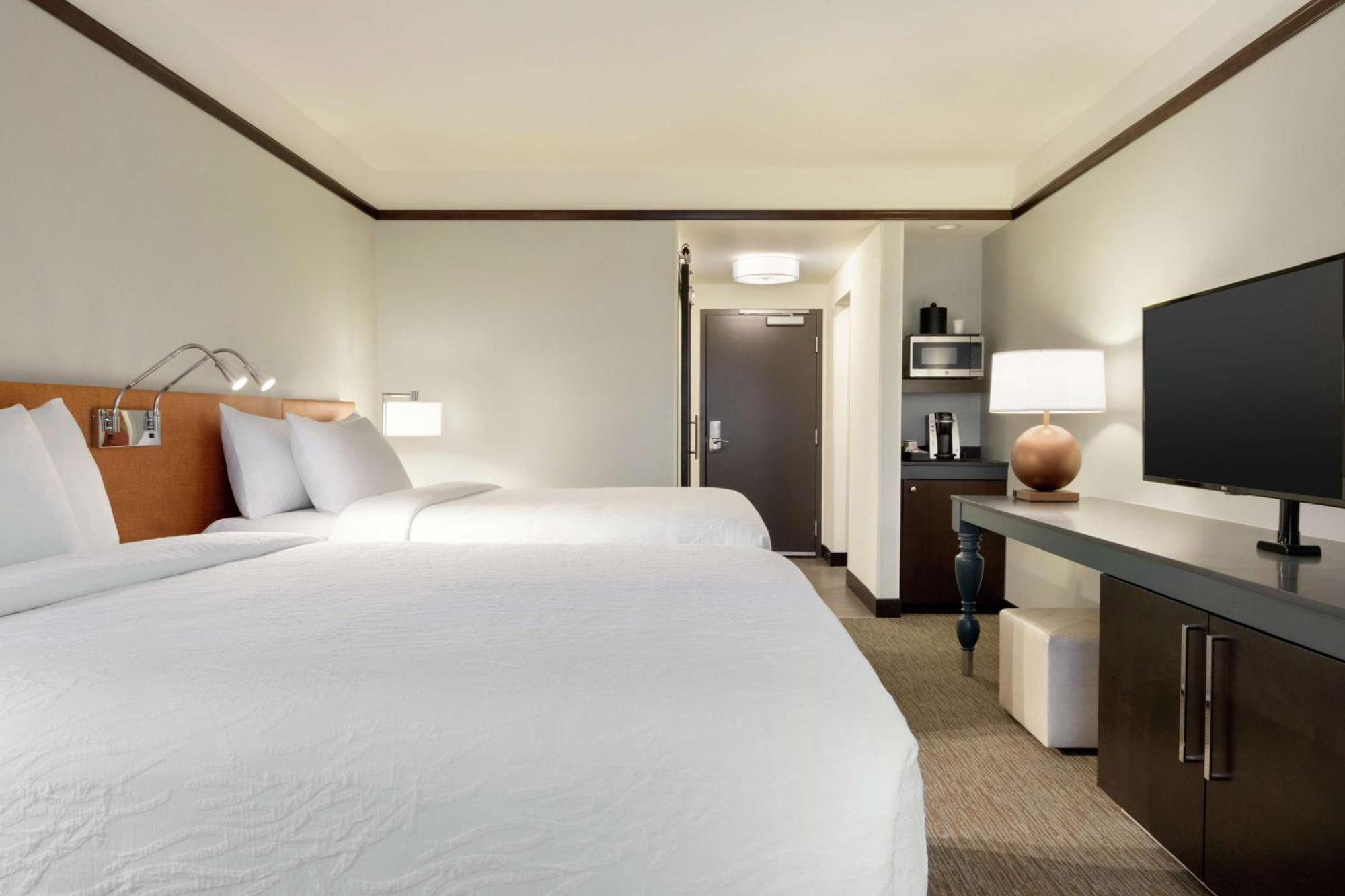 Queen Room Two Queen Beds
