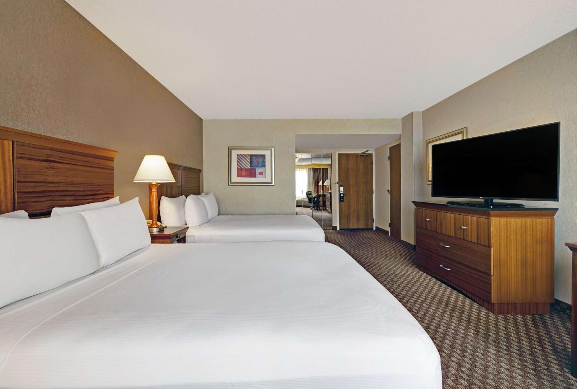 Double Room Accessible w or Tub