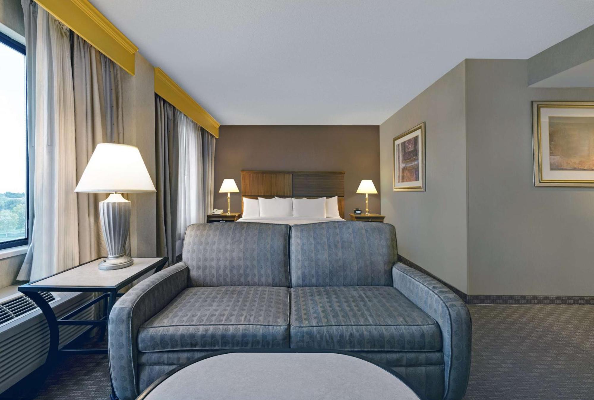 Junior King Suite Spa Bath