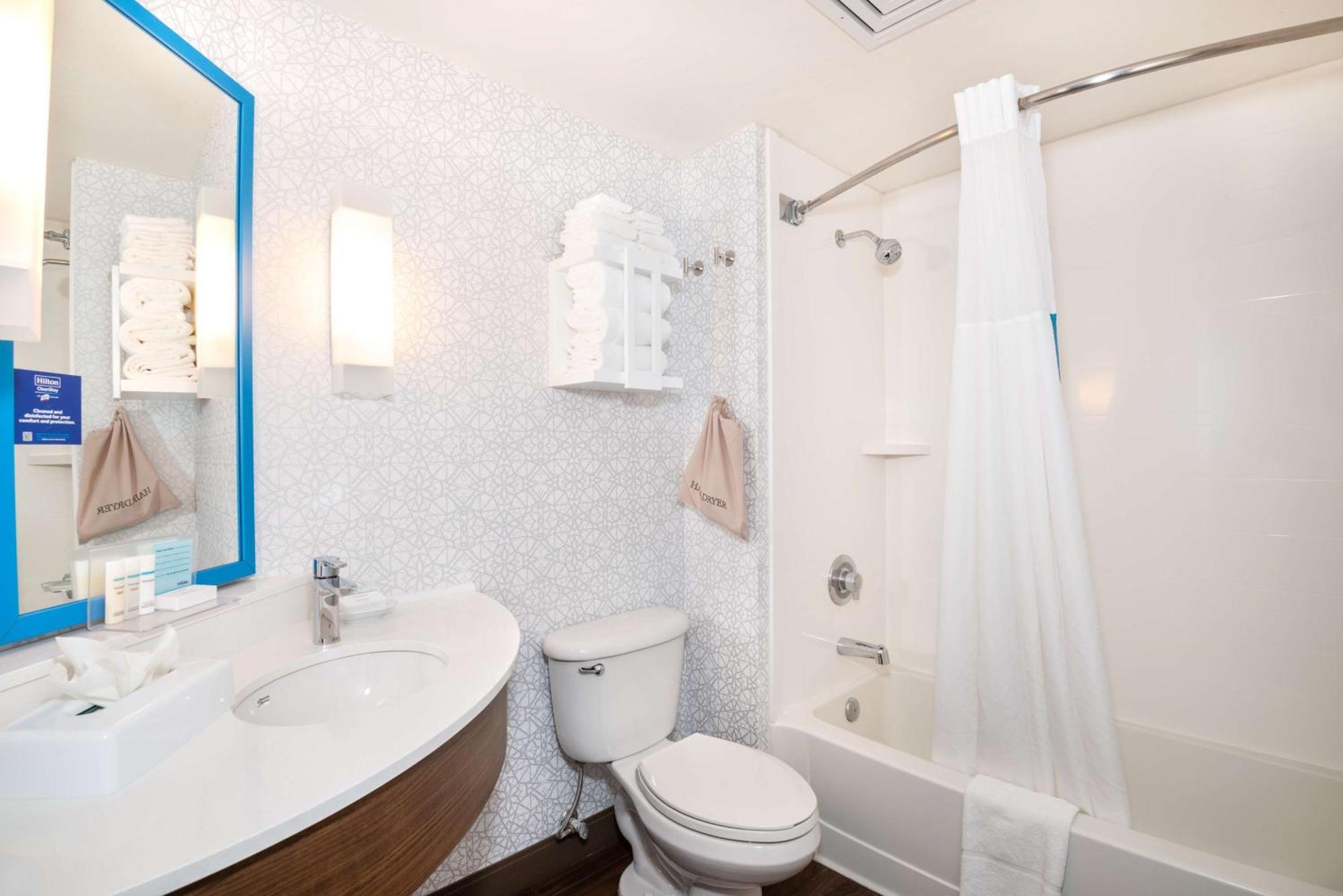 Double Room Two Double Beds Non-Smoking
