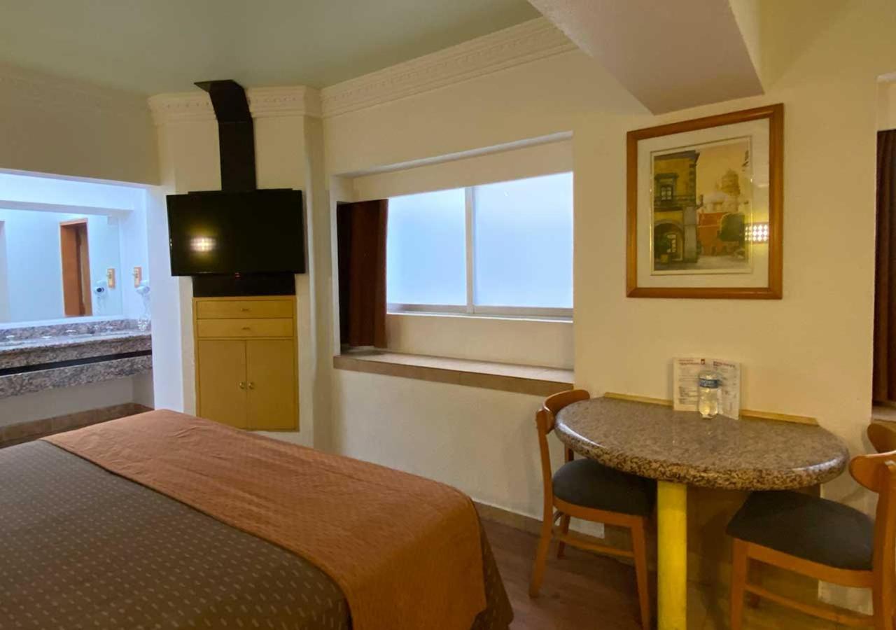 Executive King Room