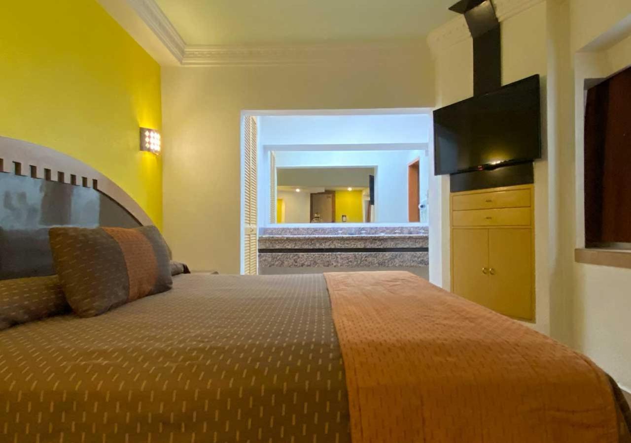 Executive King Room