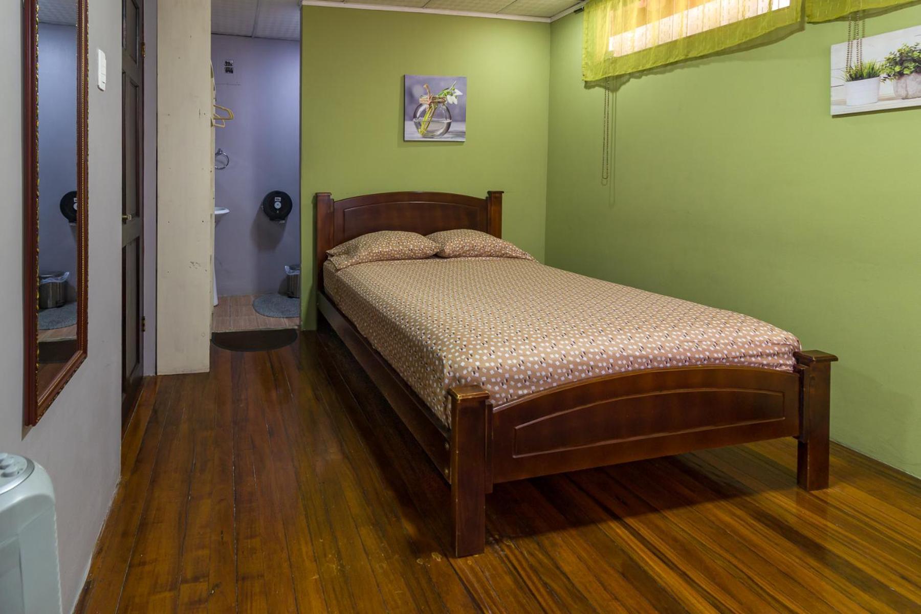 Double Room with Private Bathroom