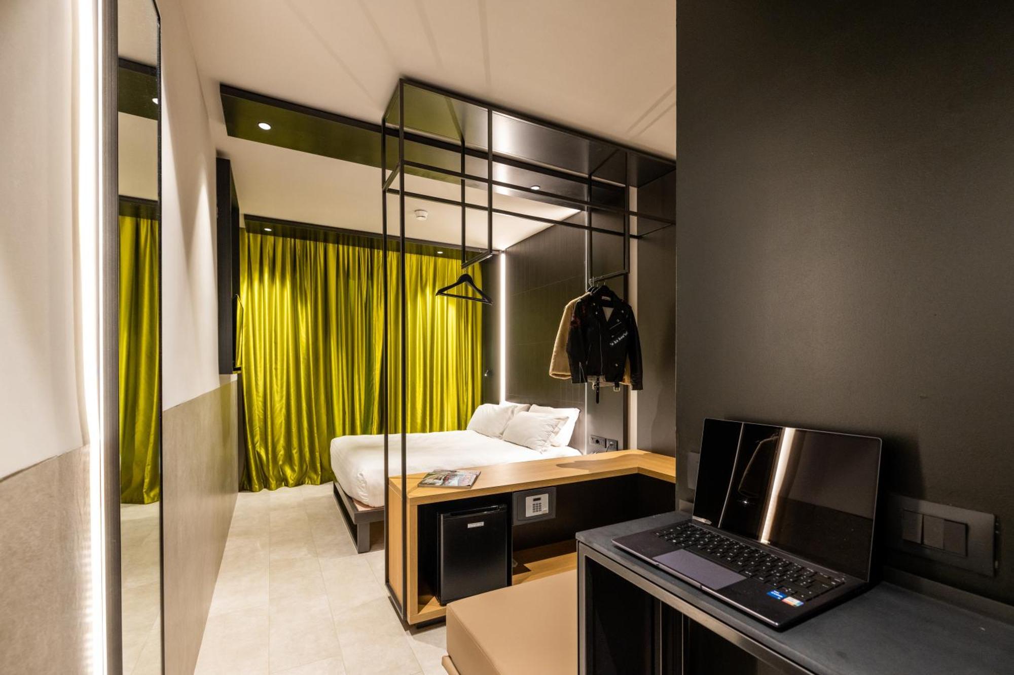 Triple Room,1420873989:JPEG