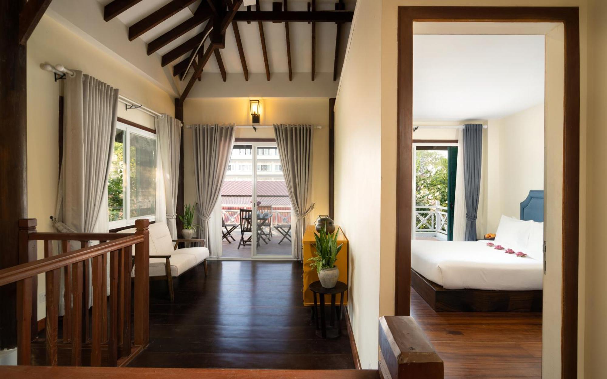 The exclusive villa Workspace Afternoon Tea Tree planting
