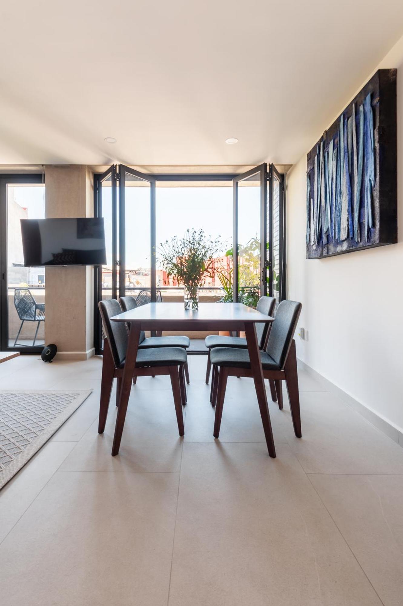 Studio Apartment