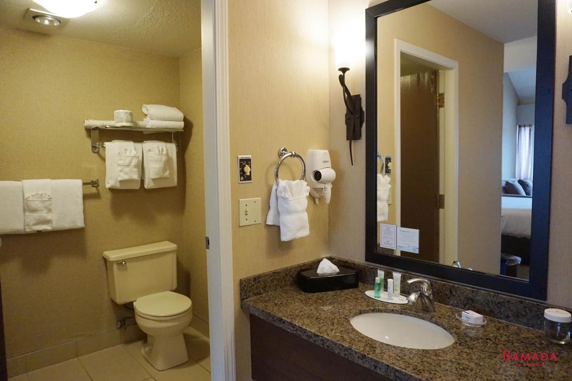 Loft Queen Suite with Two Queen Beds - Non-Smoking,1559649307:JPEG