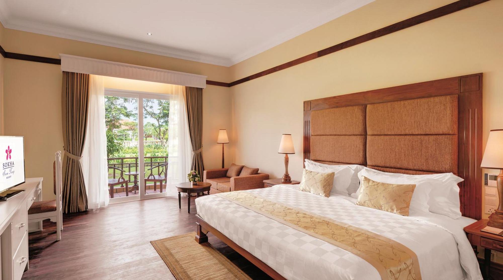 Deluxe Family Room