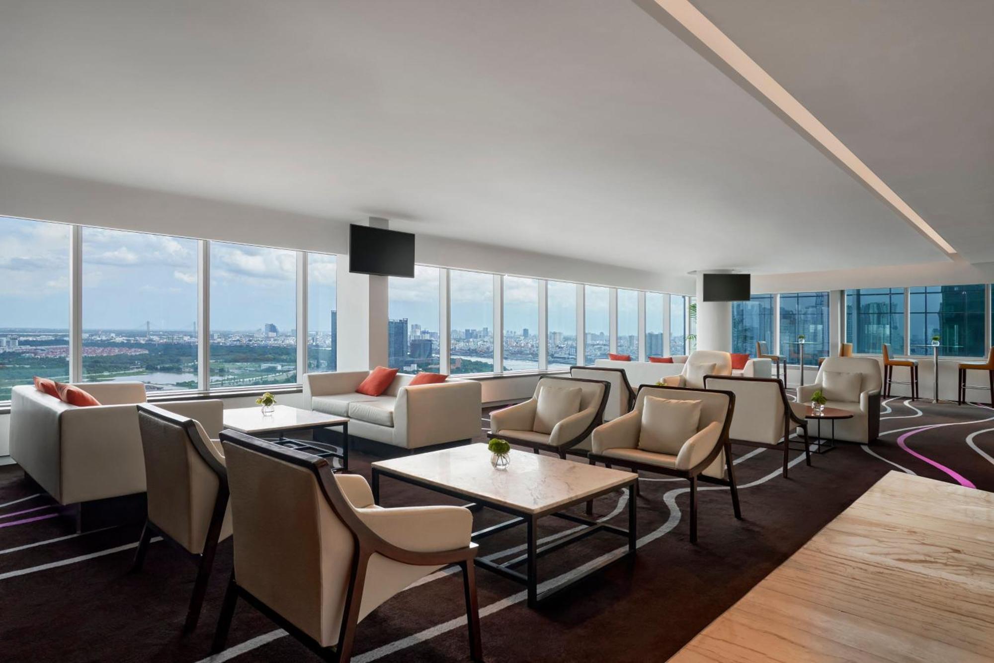 Presidential Suite Concierge lounge access 1 King