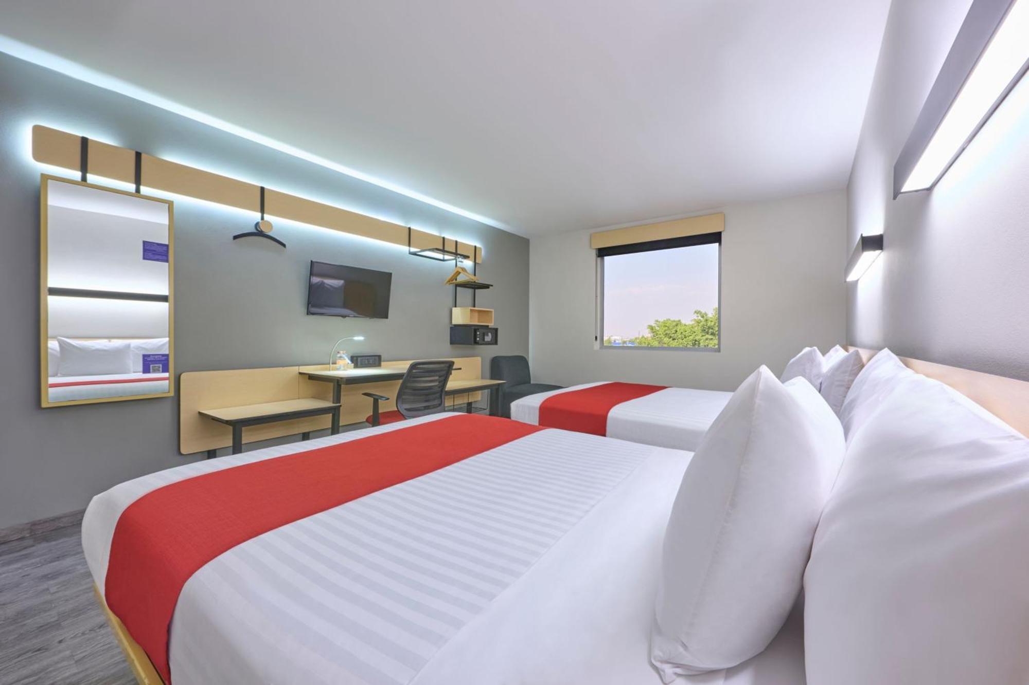 Queen Room Two Queen Beds