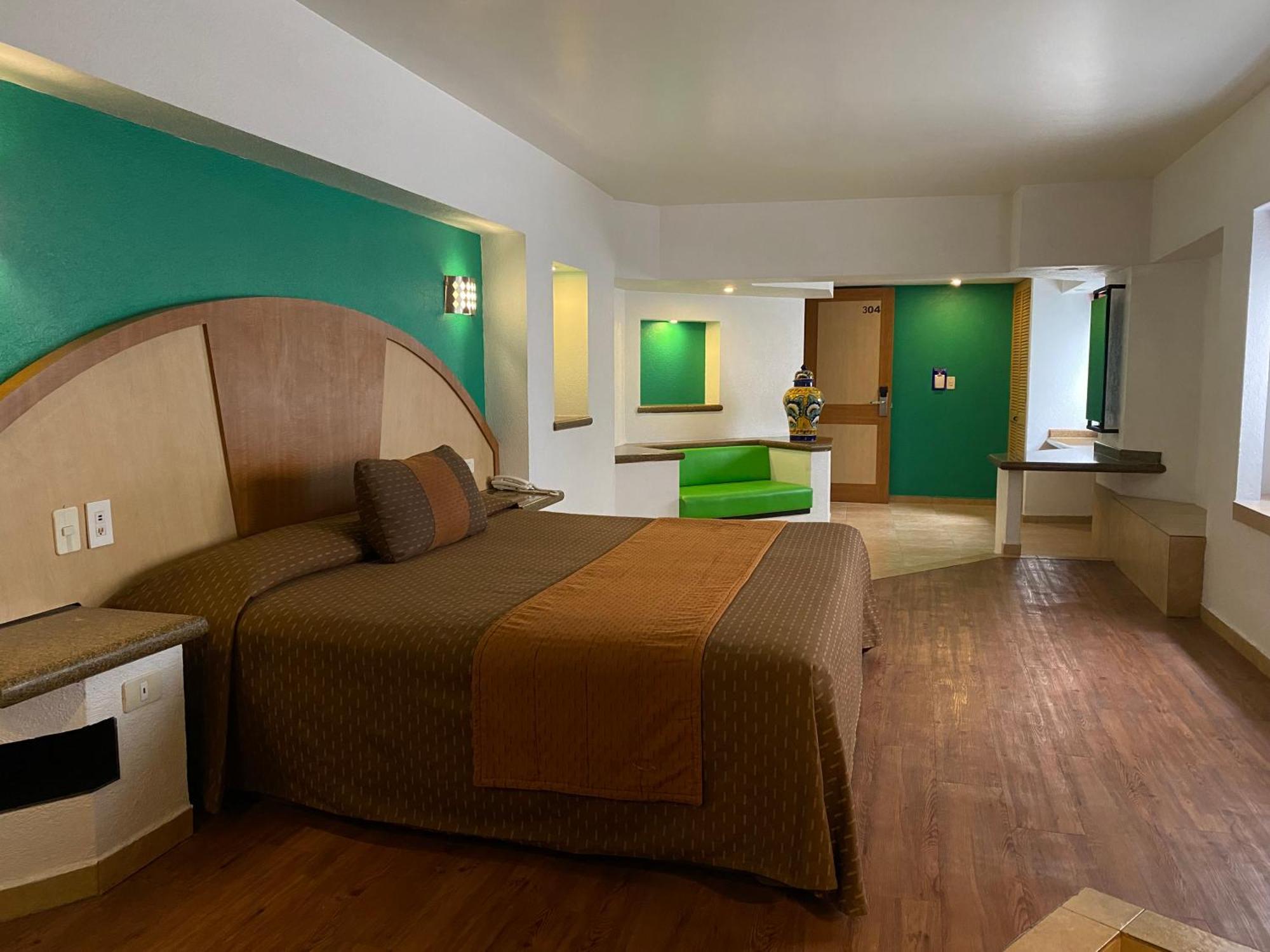 Executive King Room