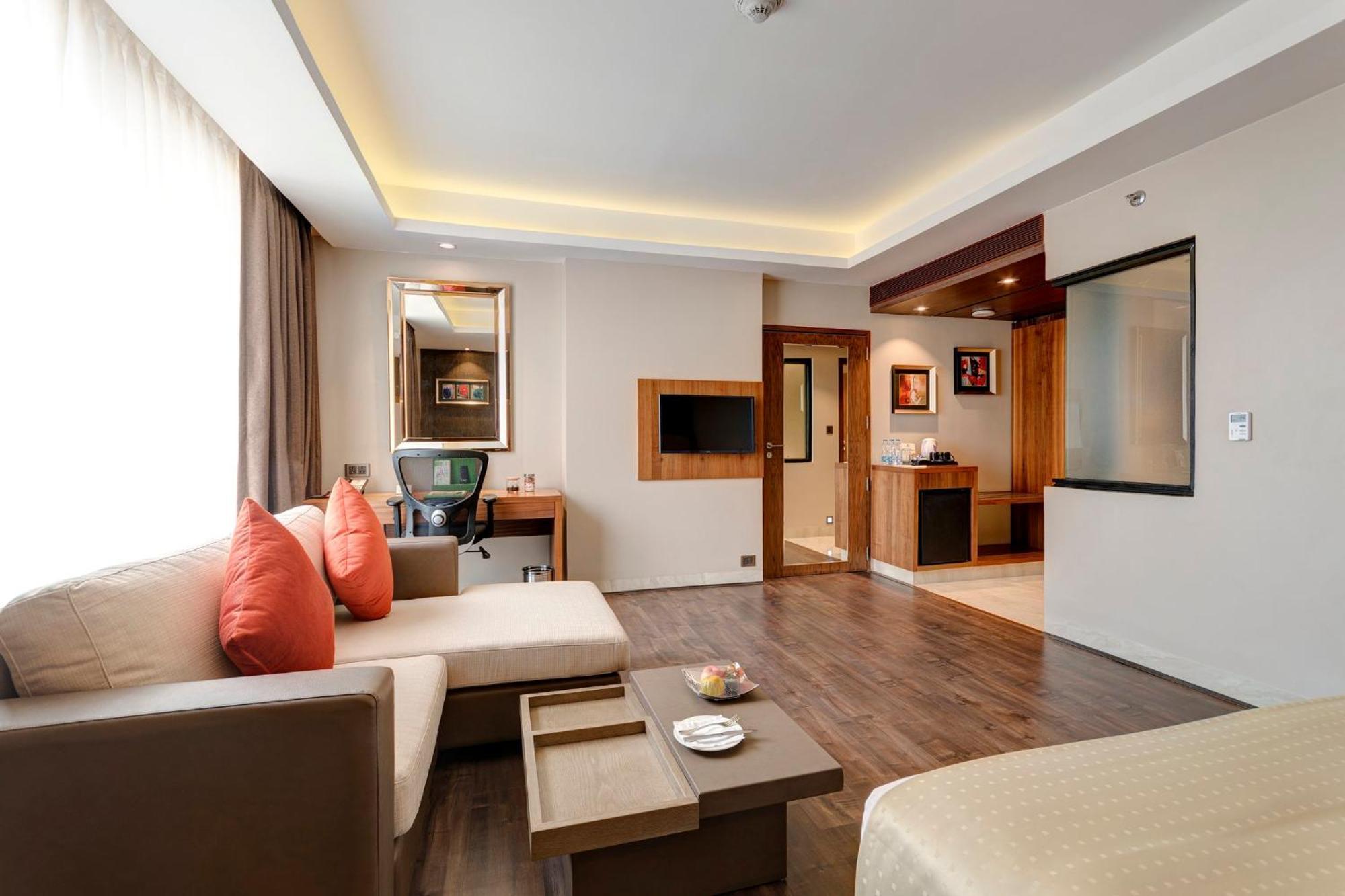 Standard King Room