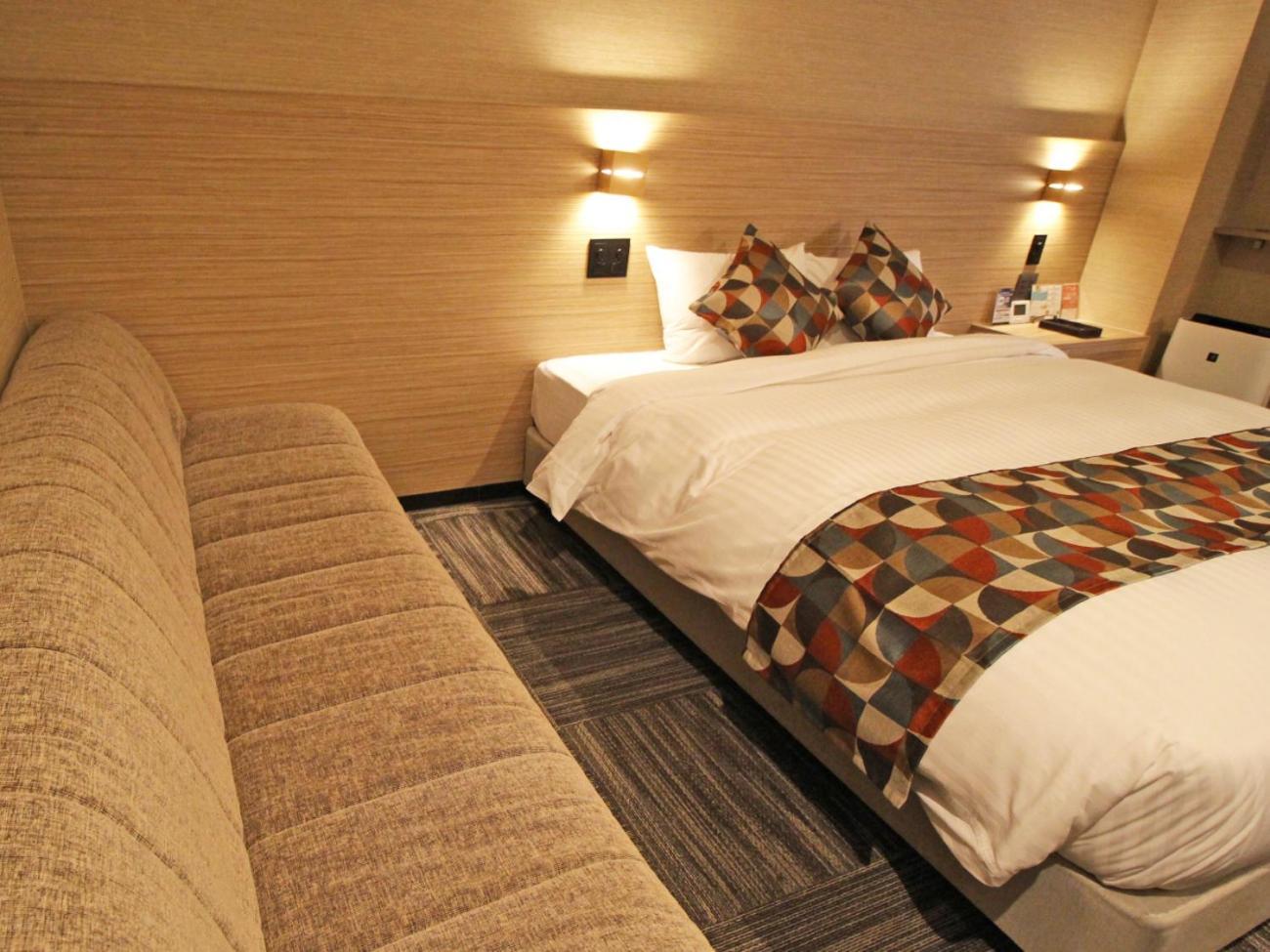Deluxe Double Room Sofa Bed Non-Smoking