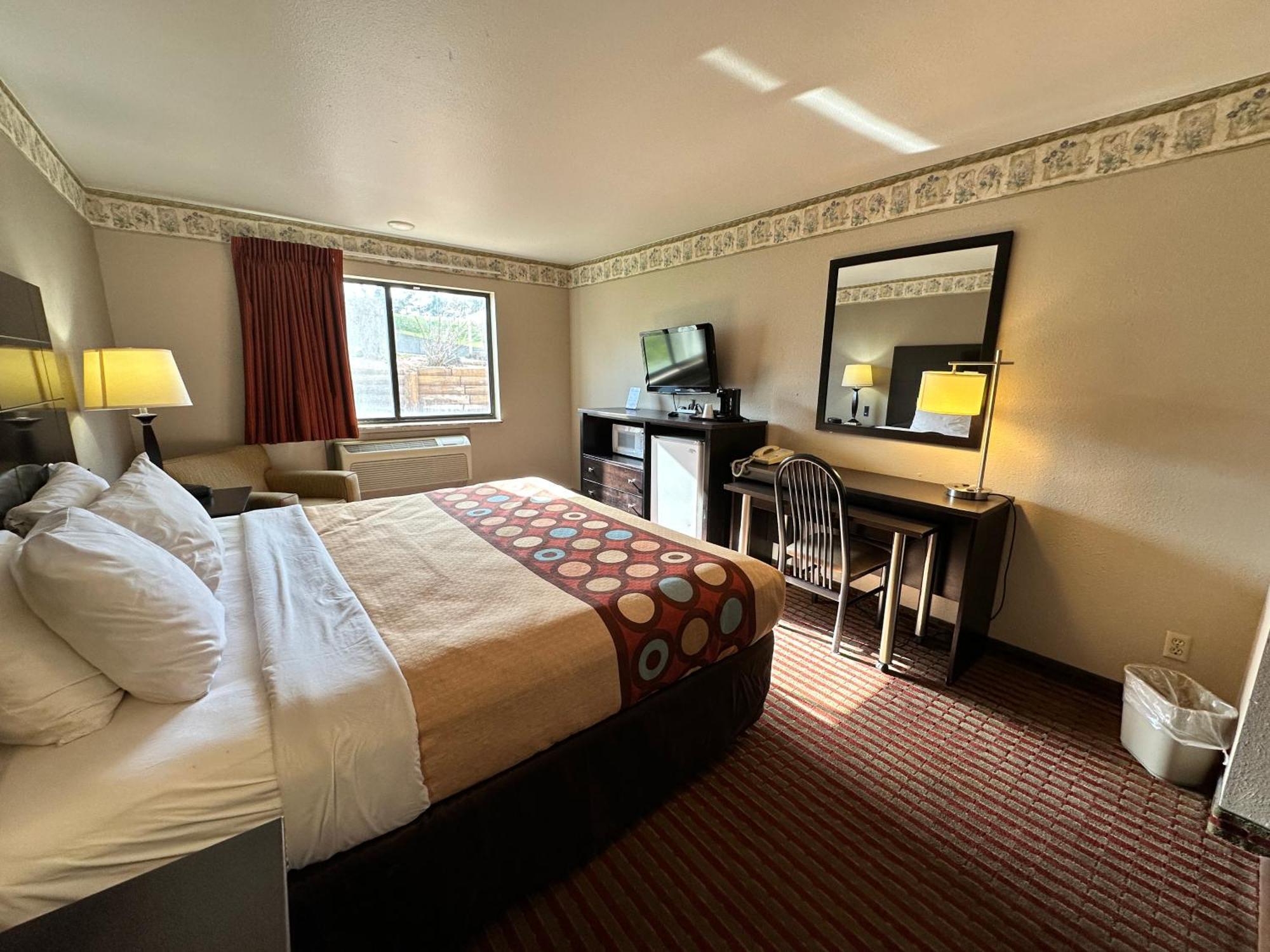 Executive King Room