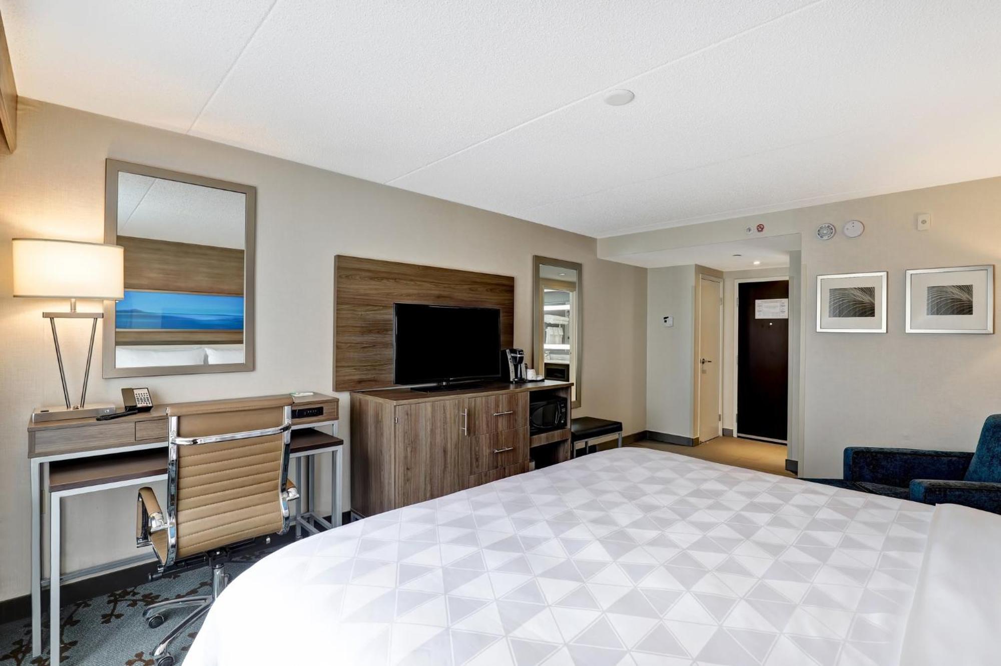 Premium King Room