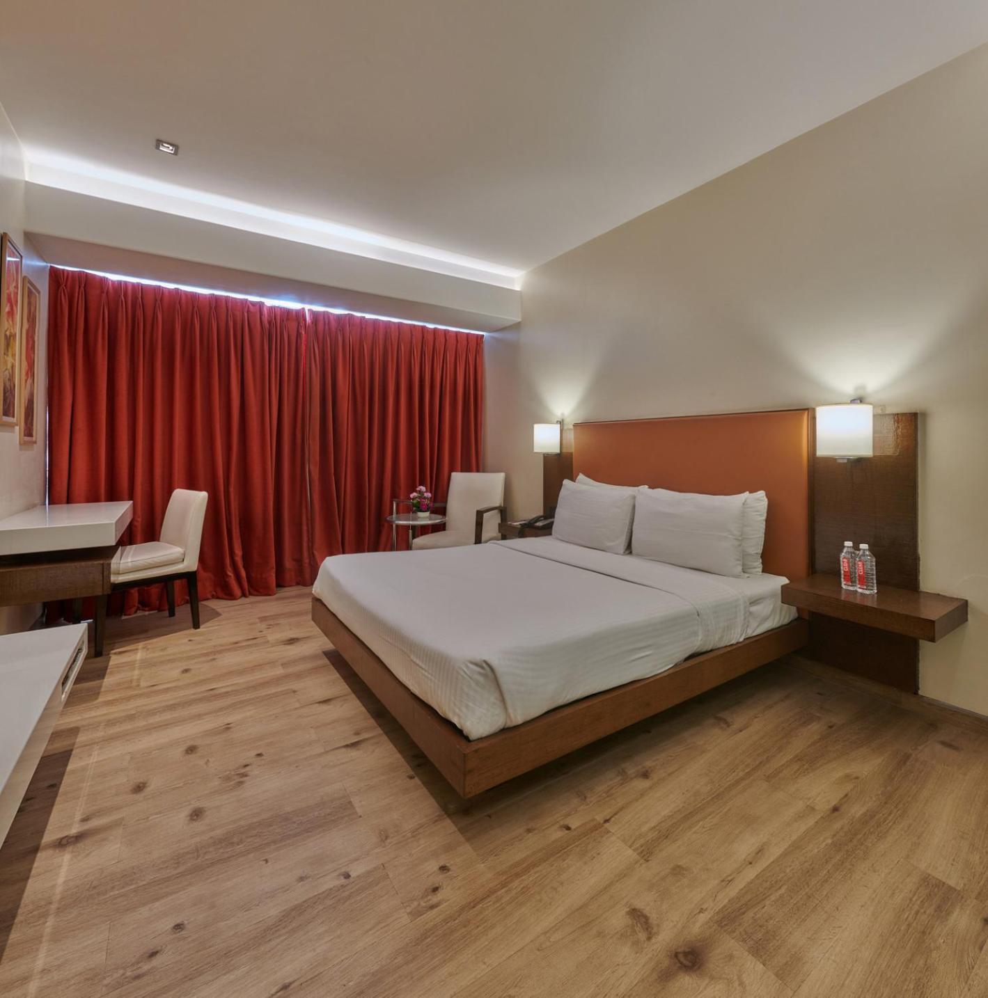 Club Double Room -  Complimentary Airport Drop Only,1572651701:JPEG