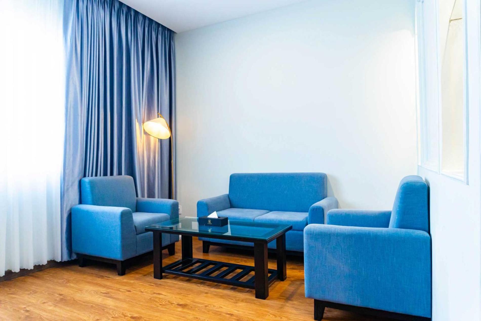 Suite Complimentary minibar 1 set of laundry or person or not accumulated