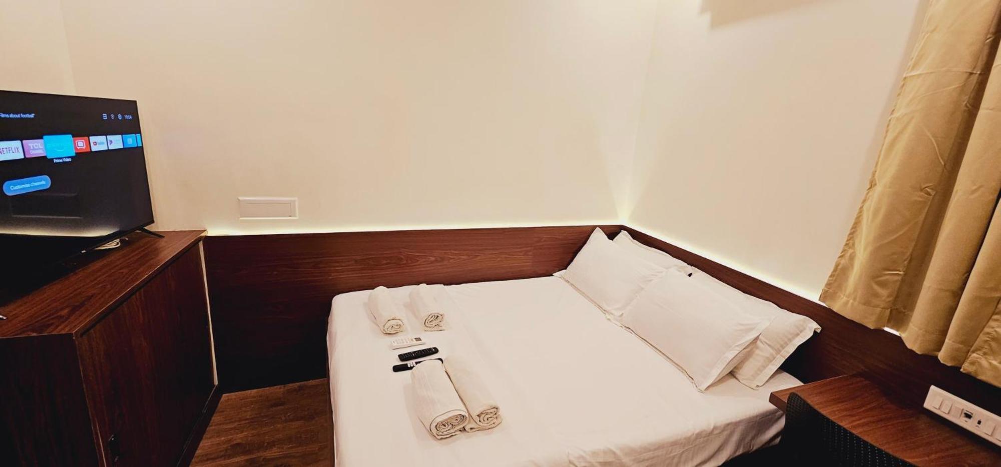 Queen Room