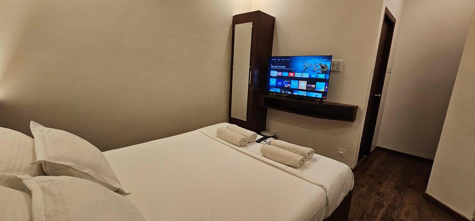 Queen Room