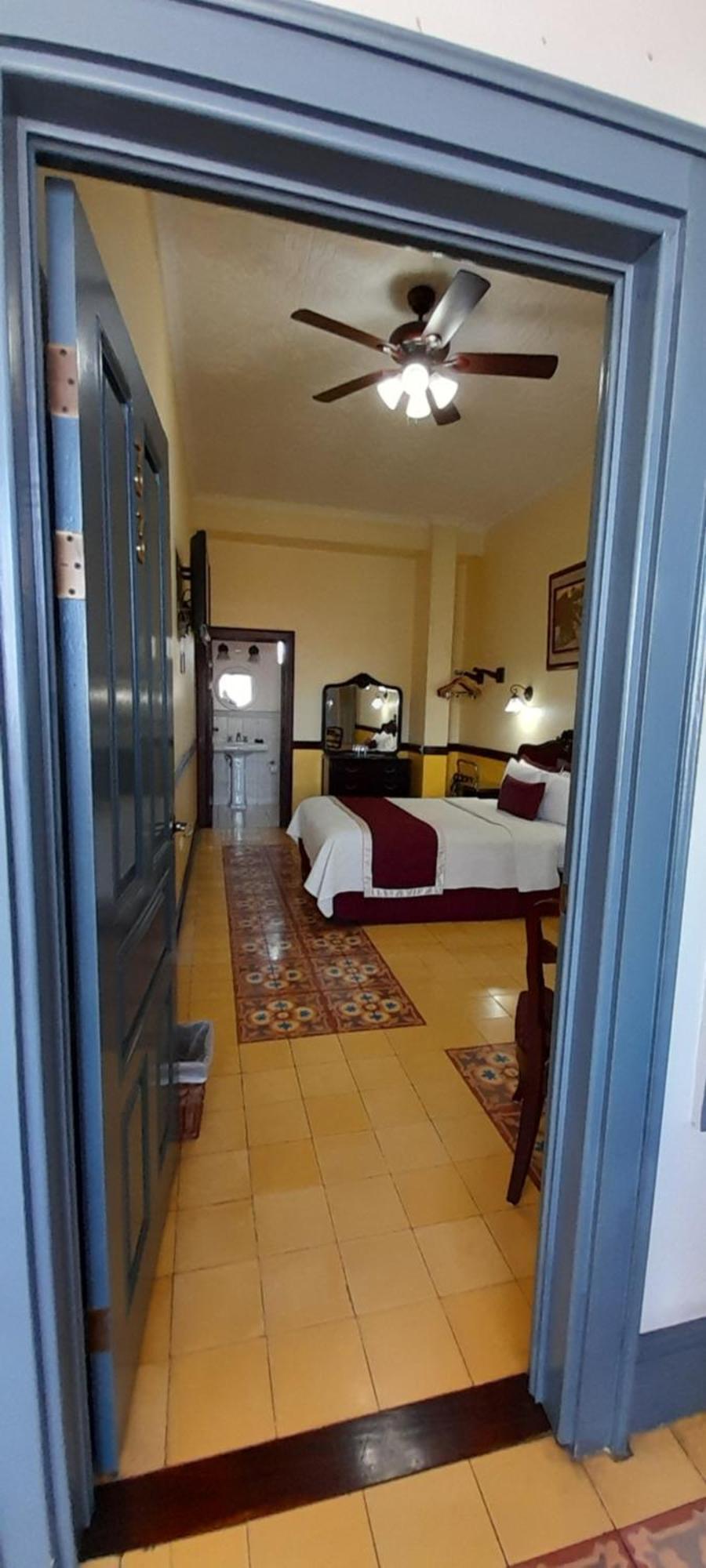 Superior Queen Room,1584463144:JPEG