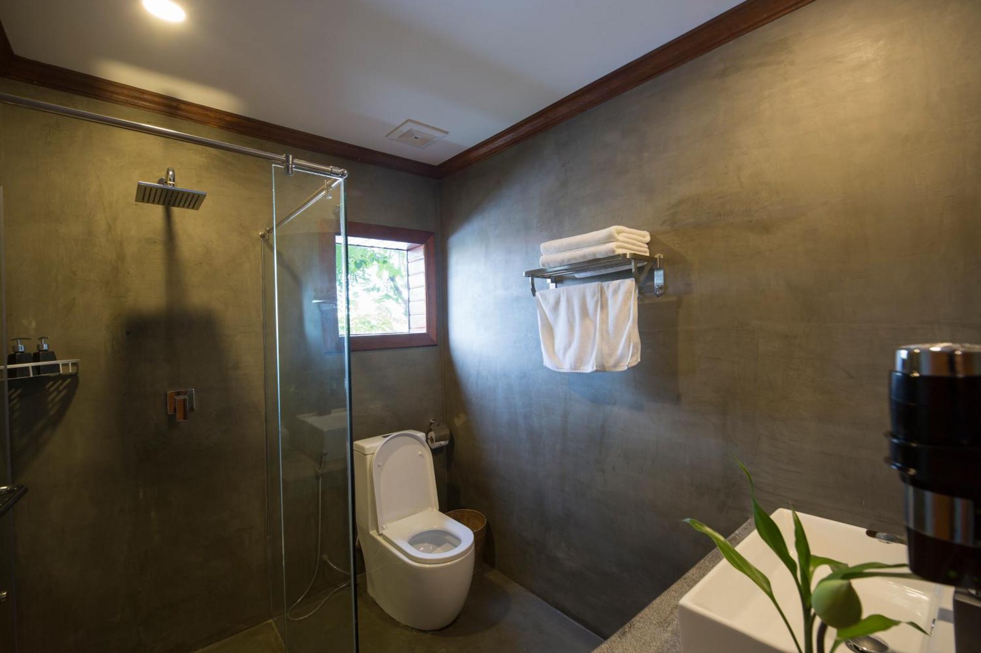 Deluxe Double King Suite Balcony