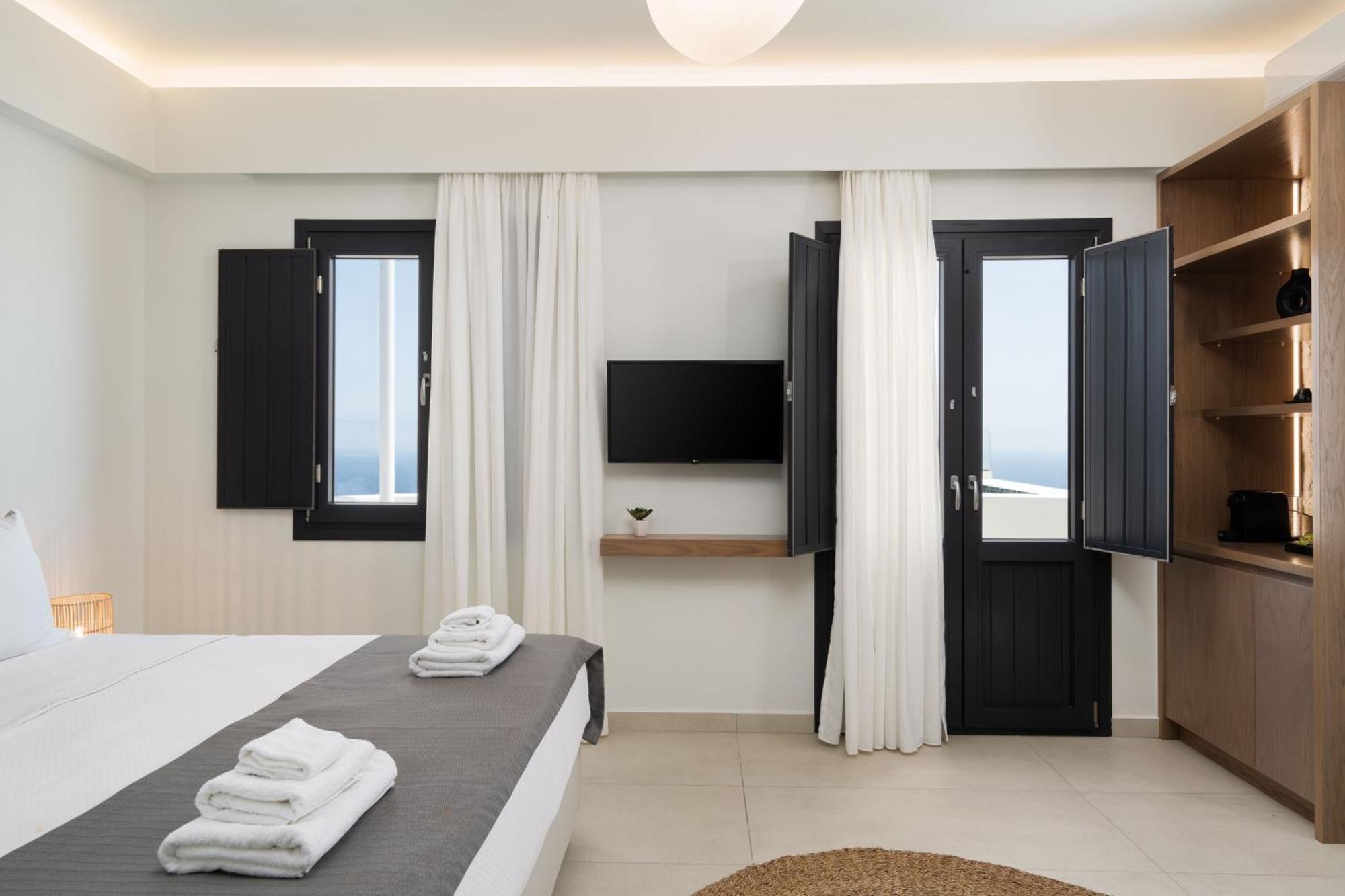 Junior Suite Hot Tub