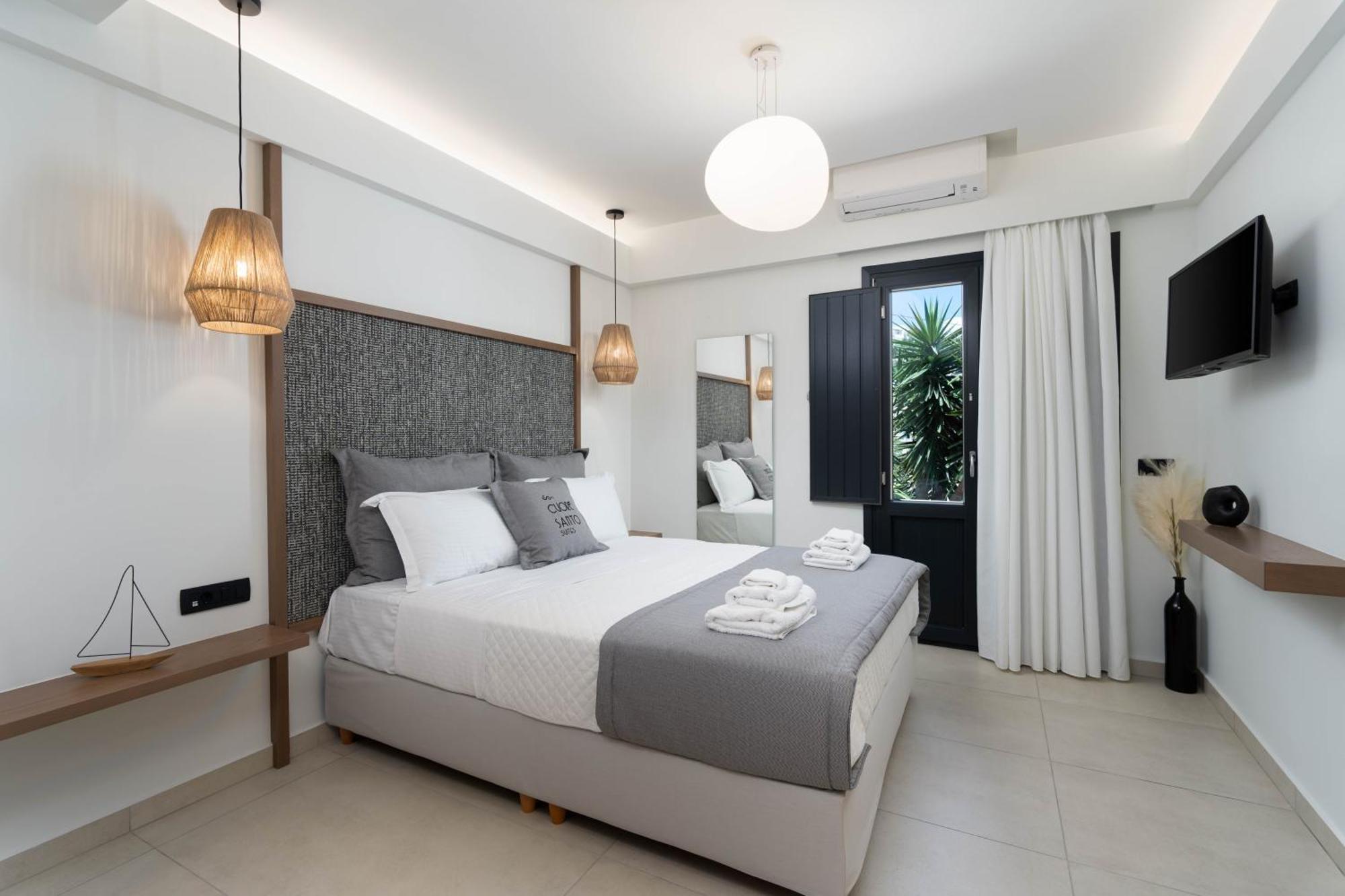 Standard Double Suite