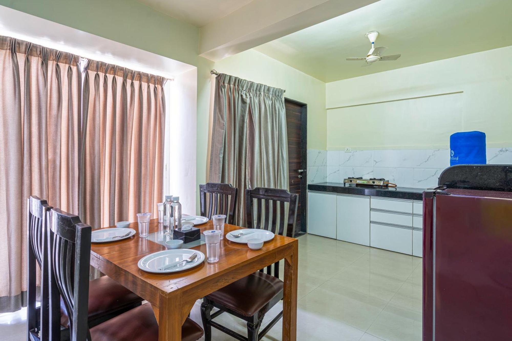 Deluxe Two-Bedroom Apartment