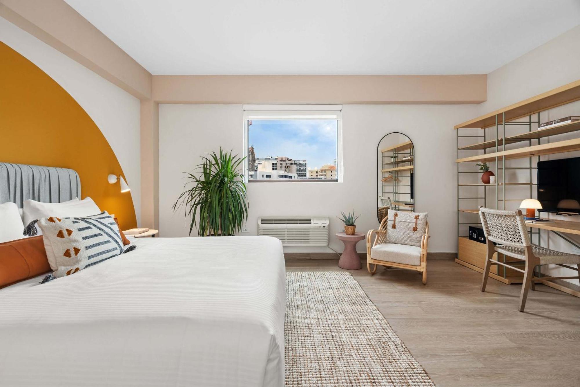 3 Bedroom Apartment Balcony