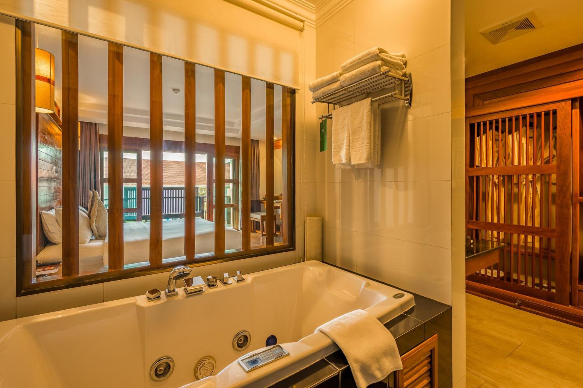 Penthouse Suite