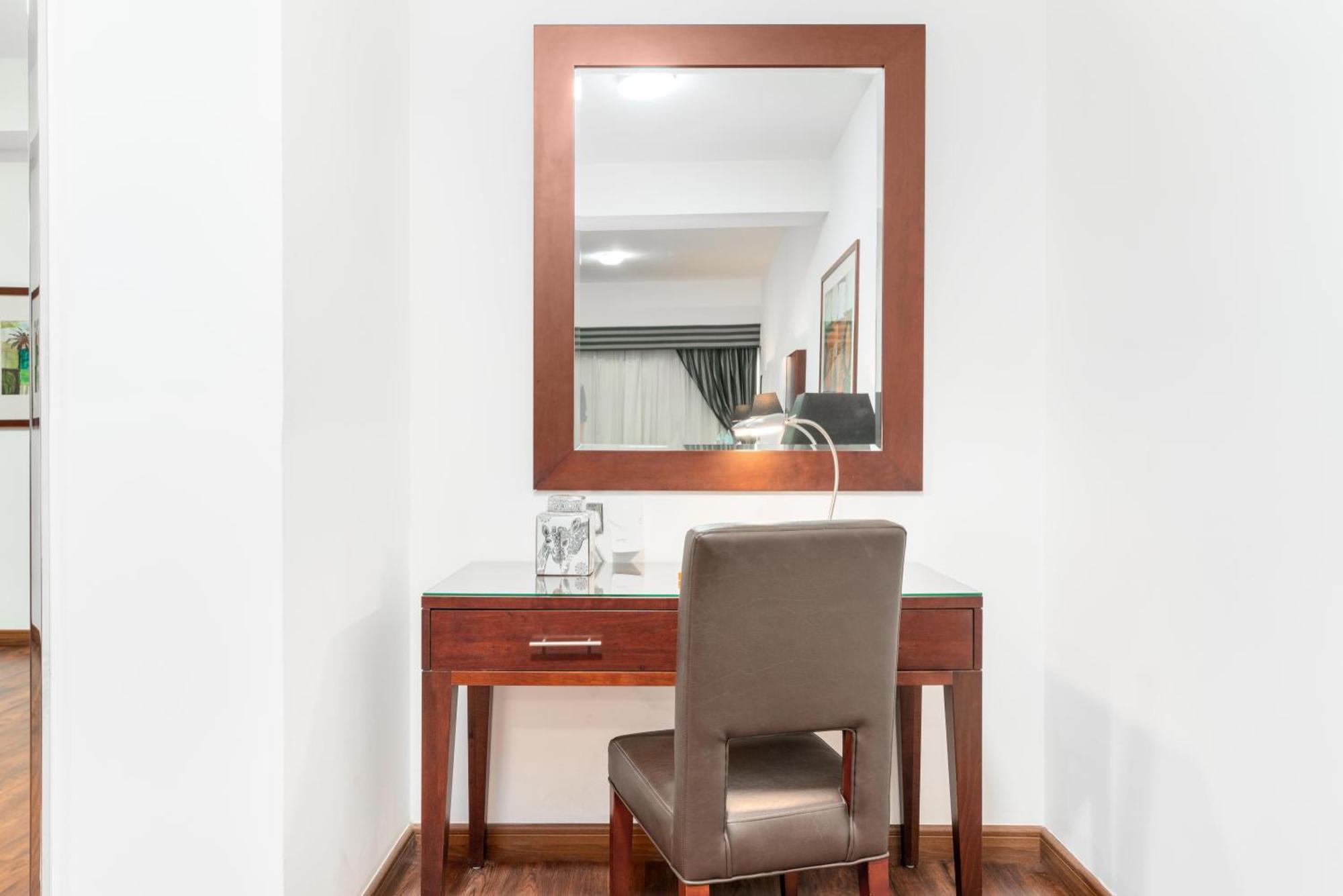 Premier King Room