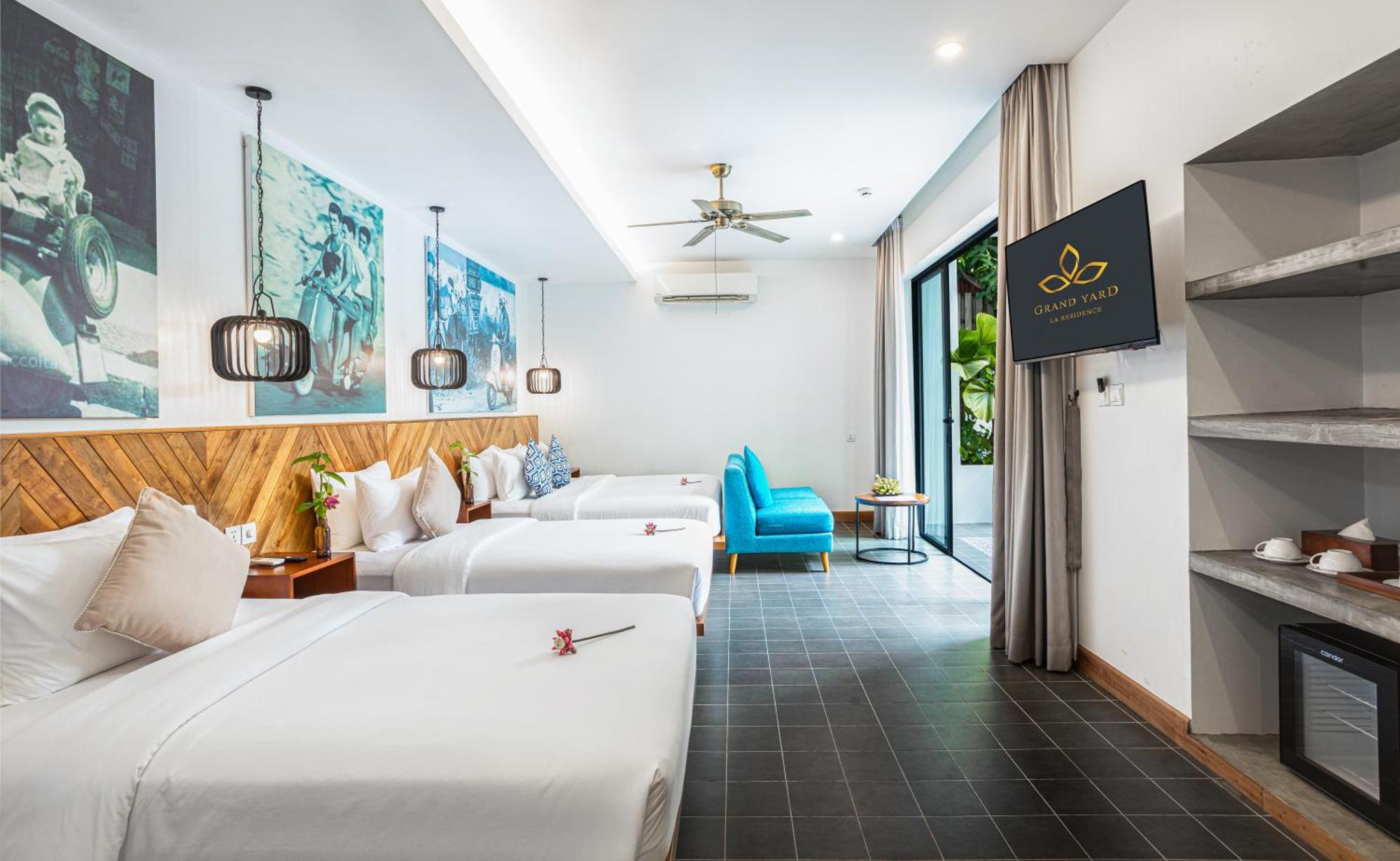 Deluxe Triple Room Pool View