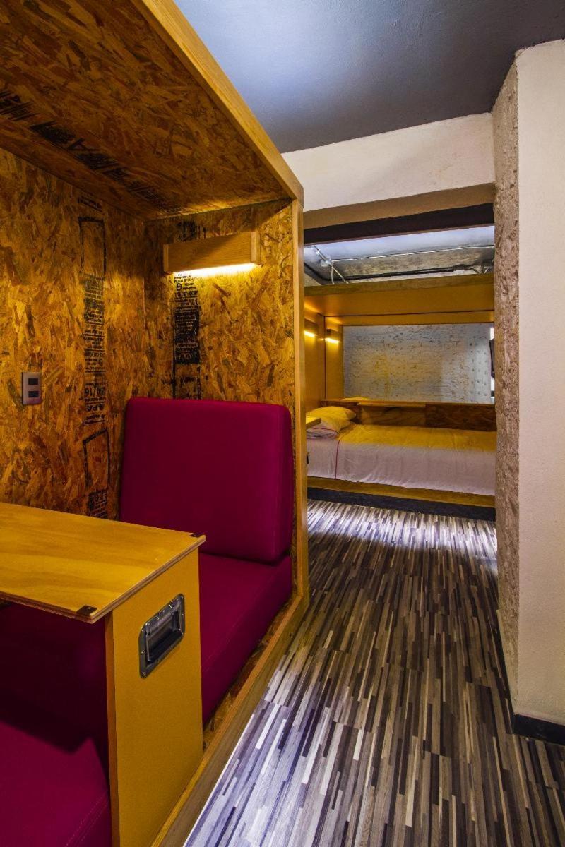 Standard Queen Room Non-Smoking