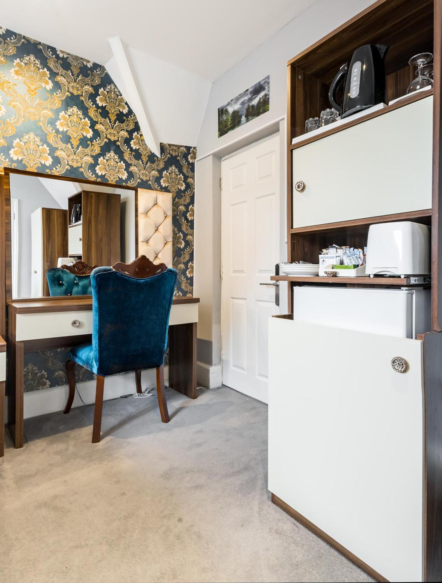 Comfort Quadruple Room