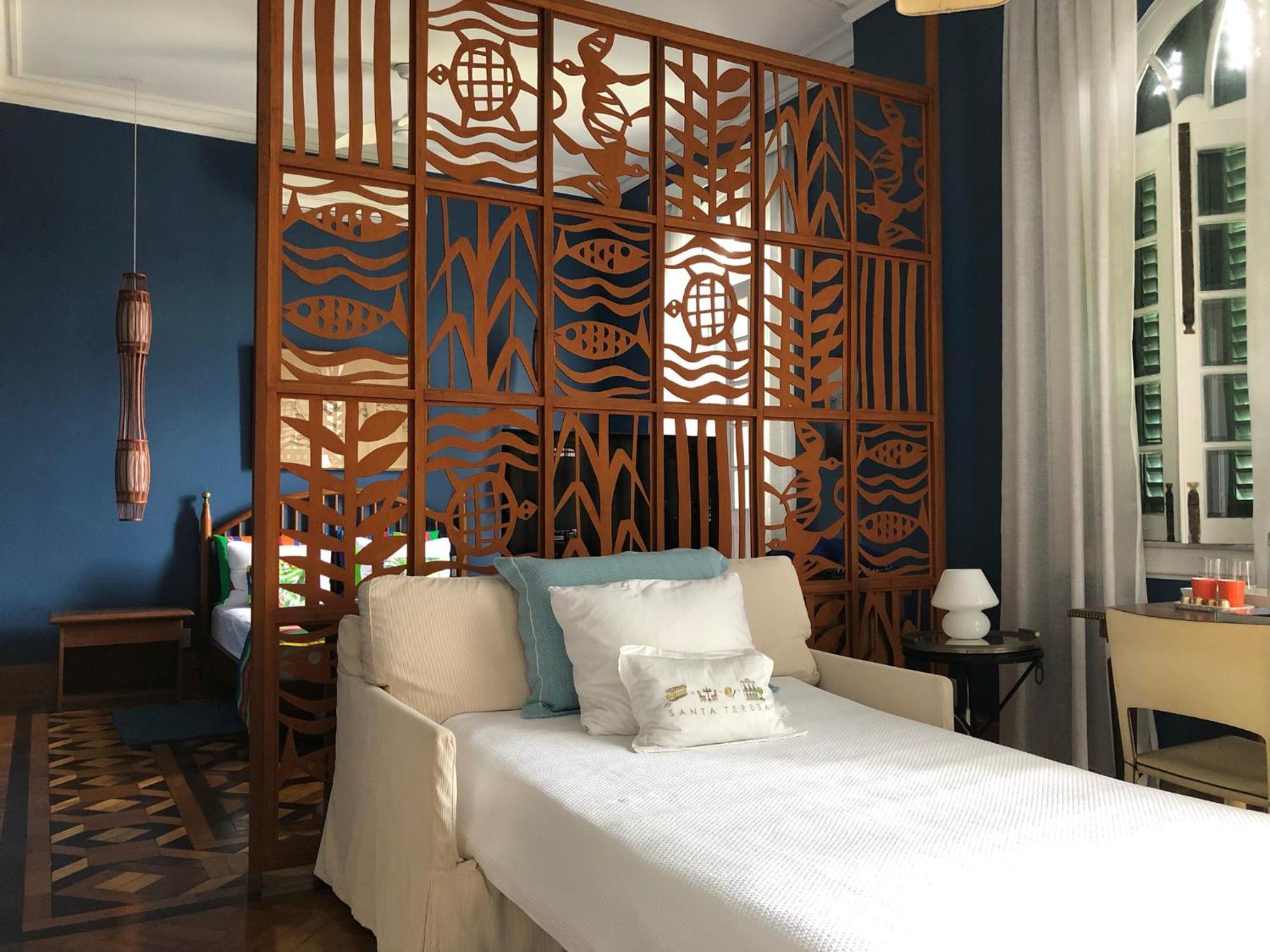 Deluxe Queen Suite