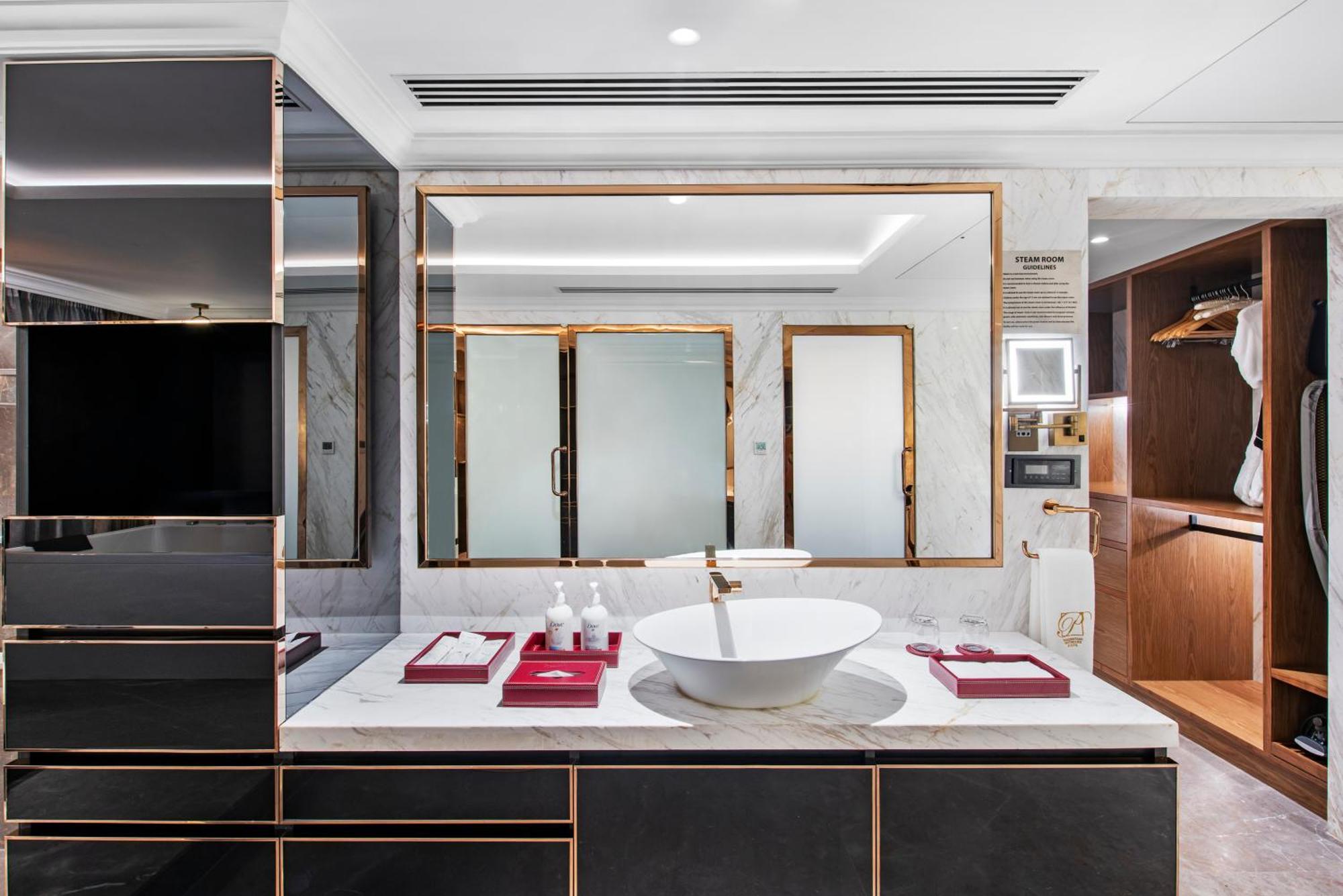 Presidential PentHouse Suite Airport Transfers Club Lounge access