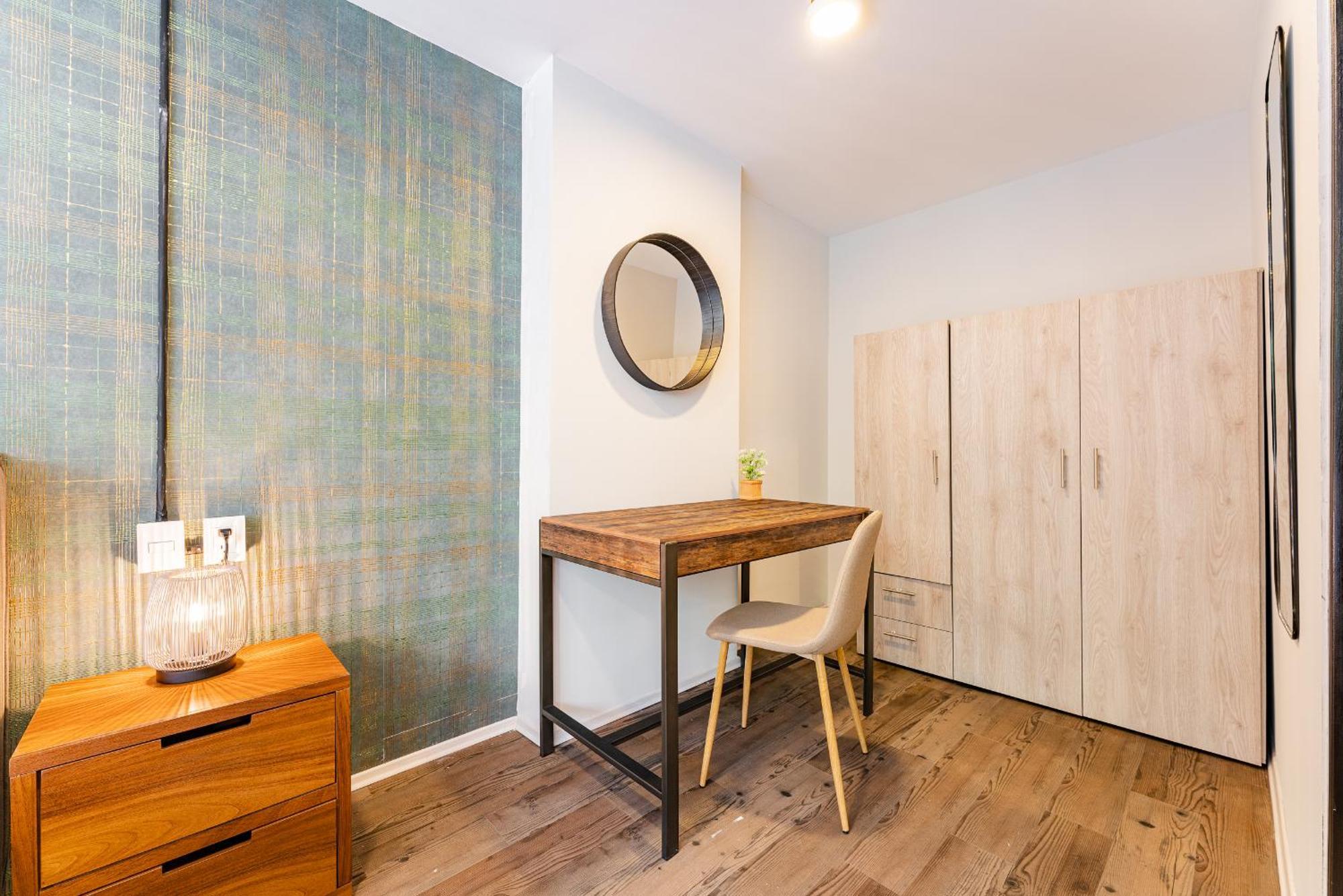 Studio Apartment