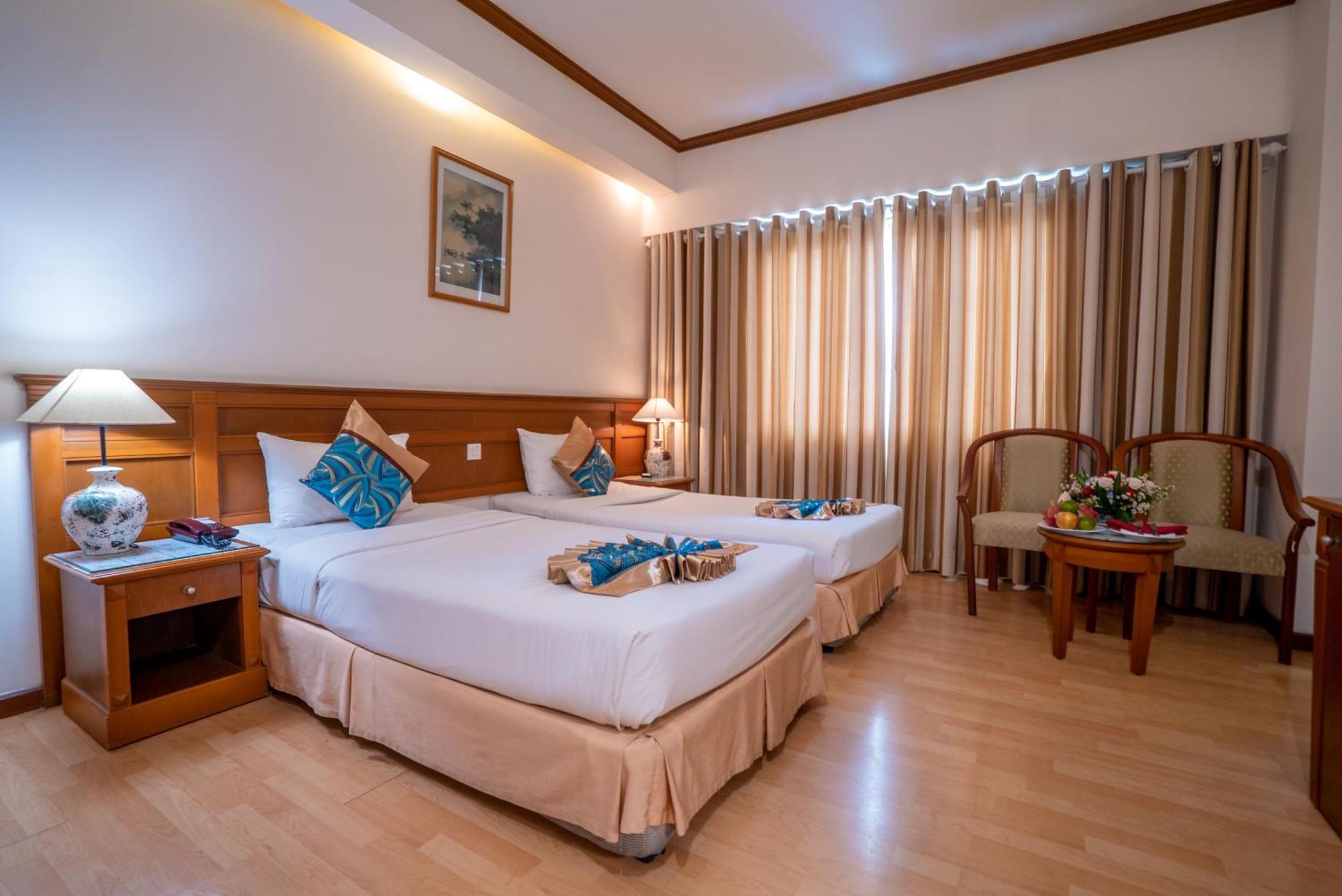 Oscar Deluxe Twin Room