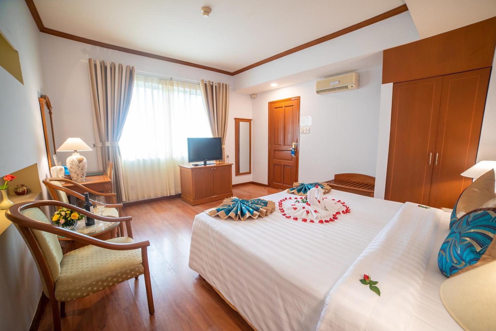 Oscar Deluxe Double Room