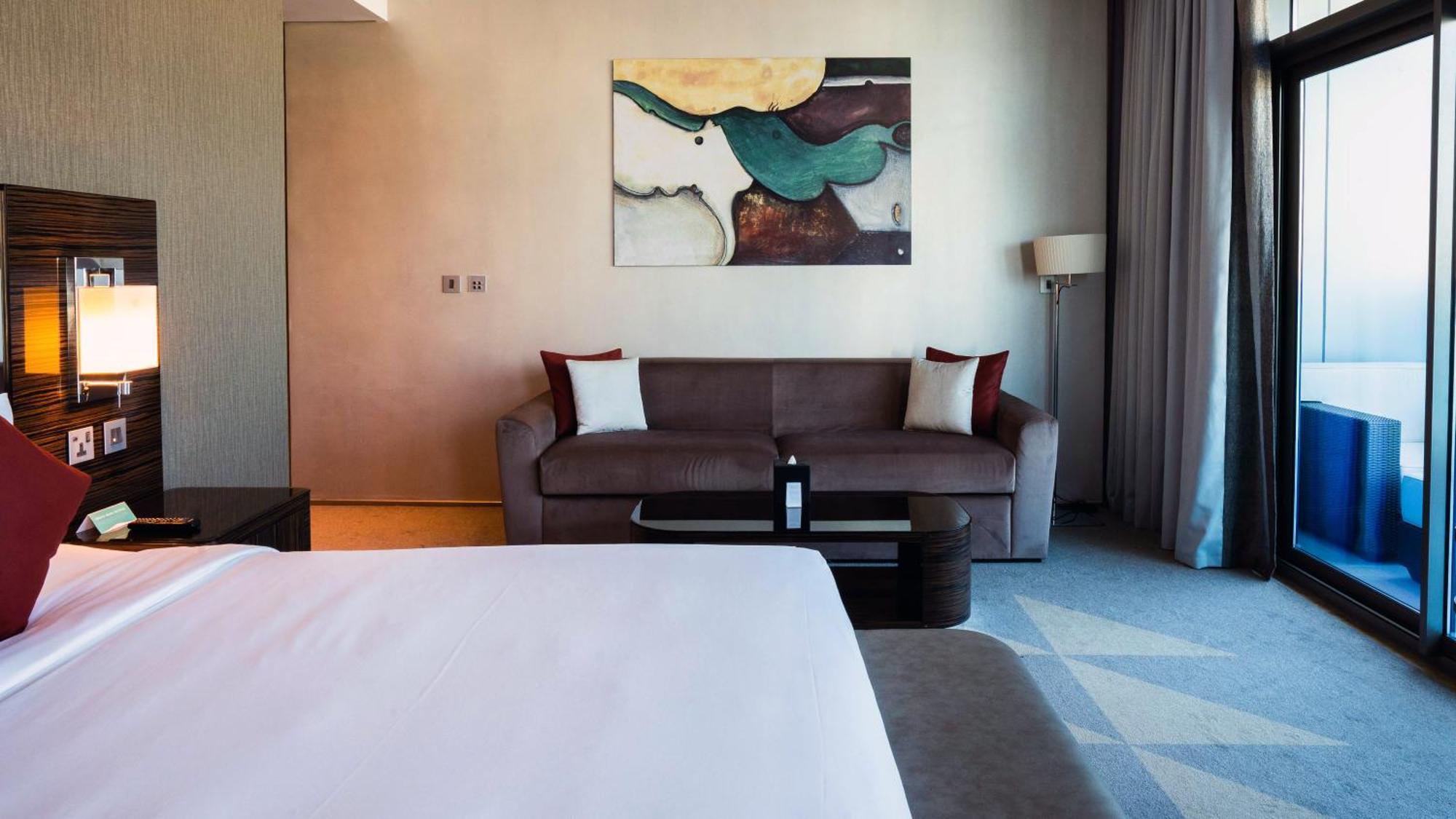 Platinum Suite Studio Balcony Burj Khalifa View