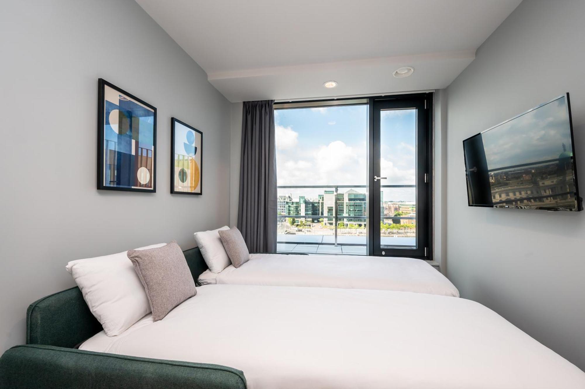 One Bedroom Apartment