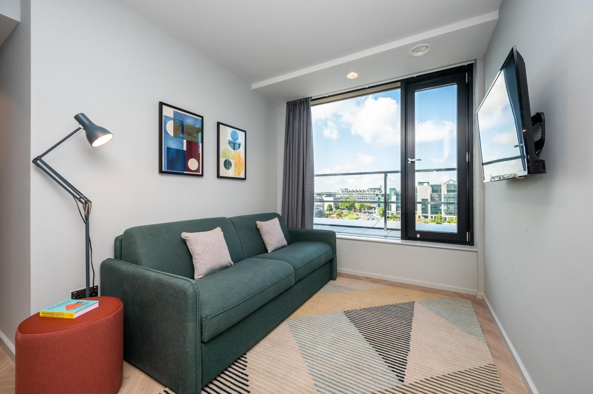 One Bedroom Apartment