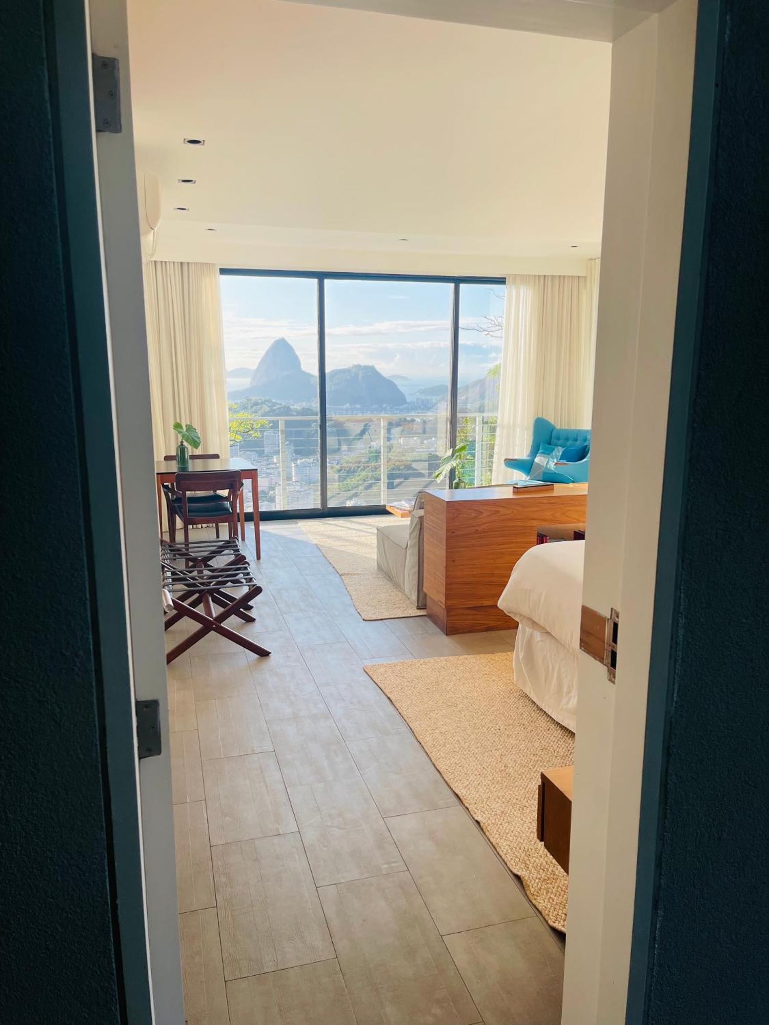 Deluxe Suite Sea View