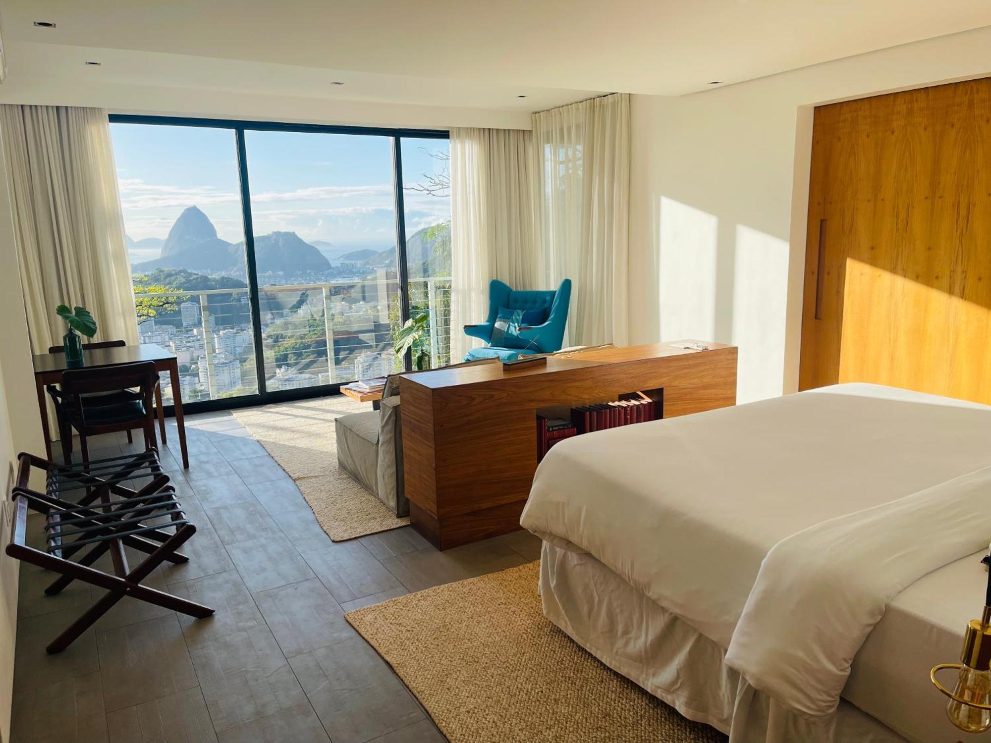 Deluxe Suite Sea View