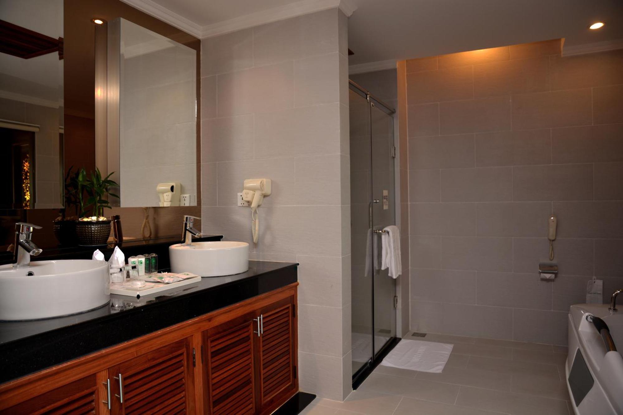Angkor Miracle Suite