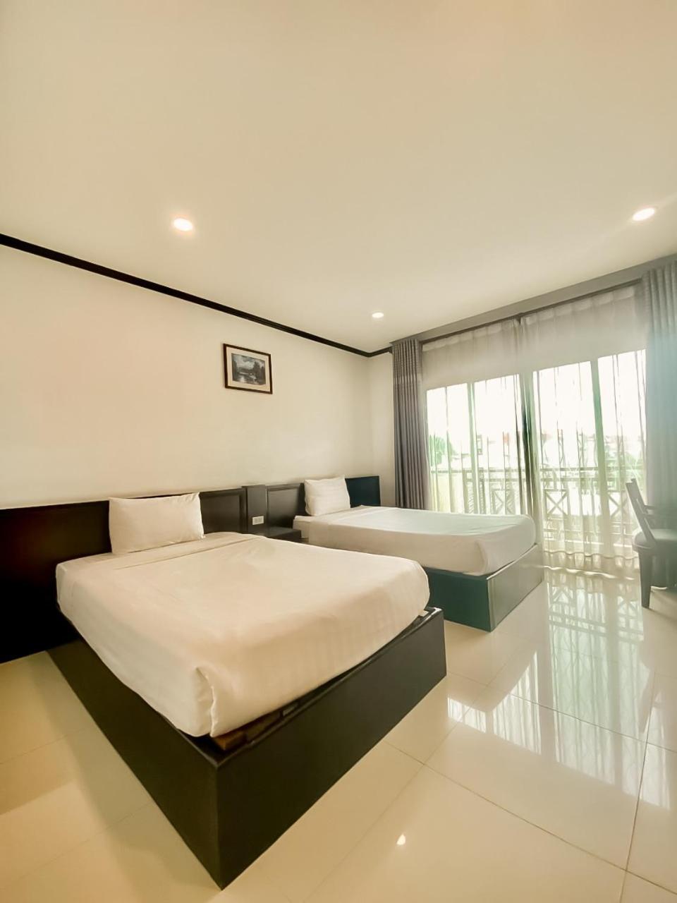 Superior Twin Room,1595423950:JPEG
