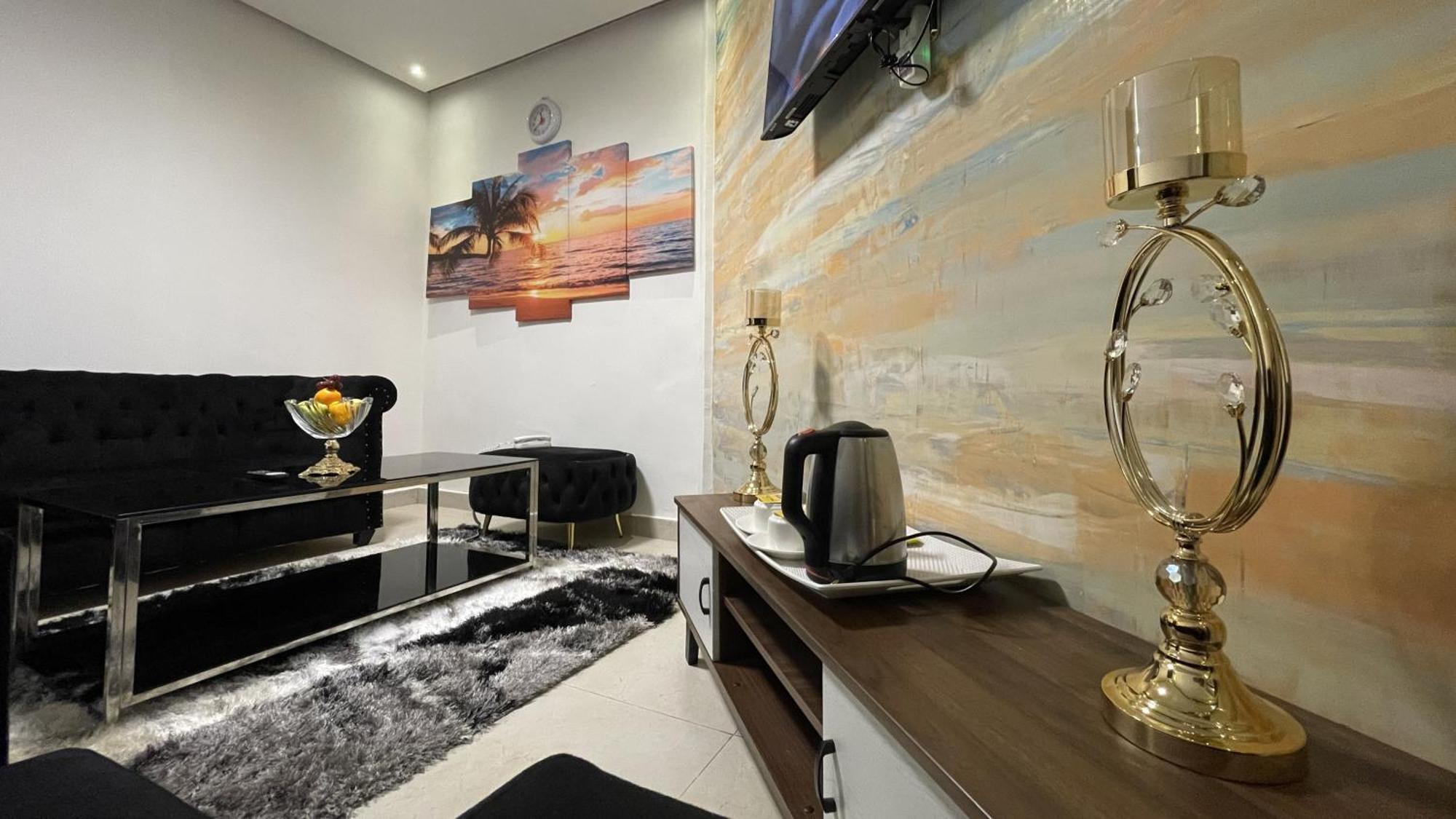 One-Bedroom Suite